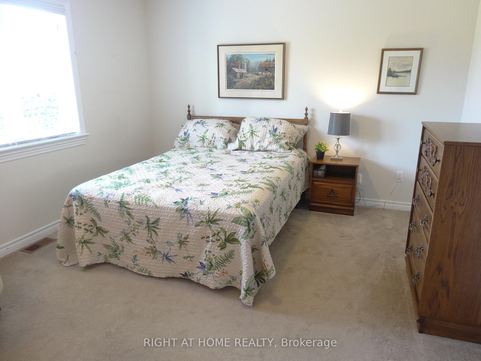 Photo 13 of 14 Matchett Crescent, Kawartha Lakes, Lindsay — HOMEH