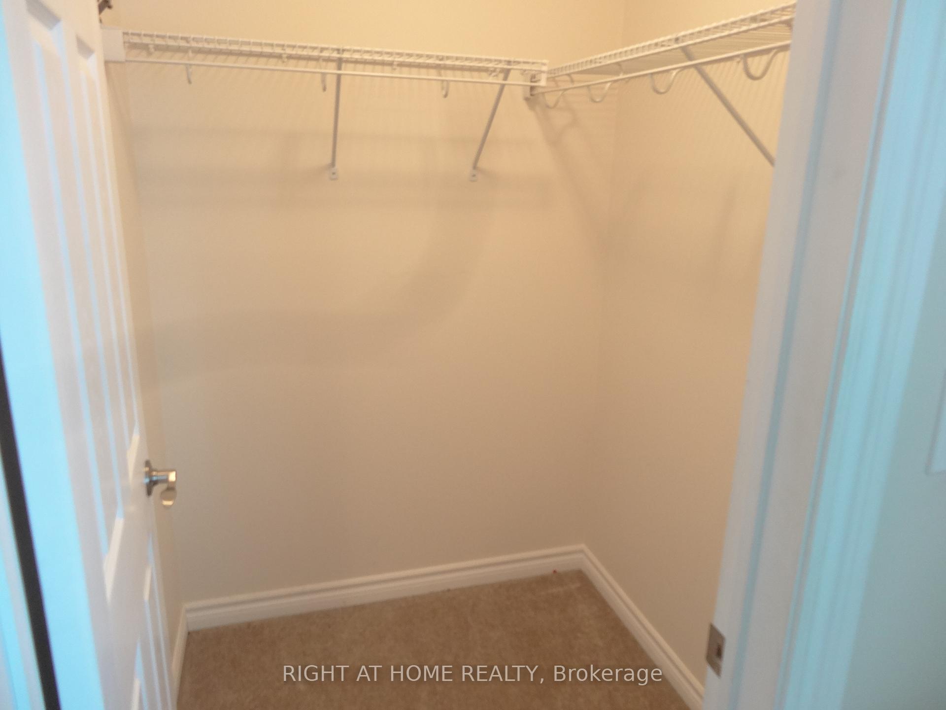 Photo 15 of 14 Matchett Crescent, Kawartha Lakes, Lindsay — HOMEH