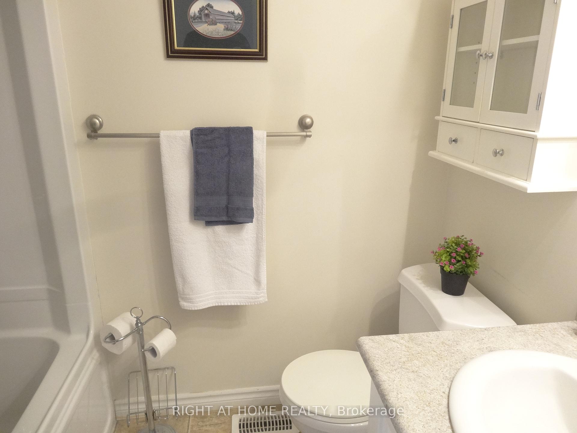 Photo 20 of 14 Matchett Crescent, Kawartha Lakes, Lindsay — HOMEH