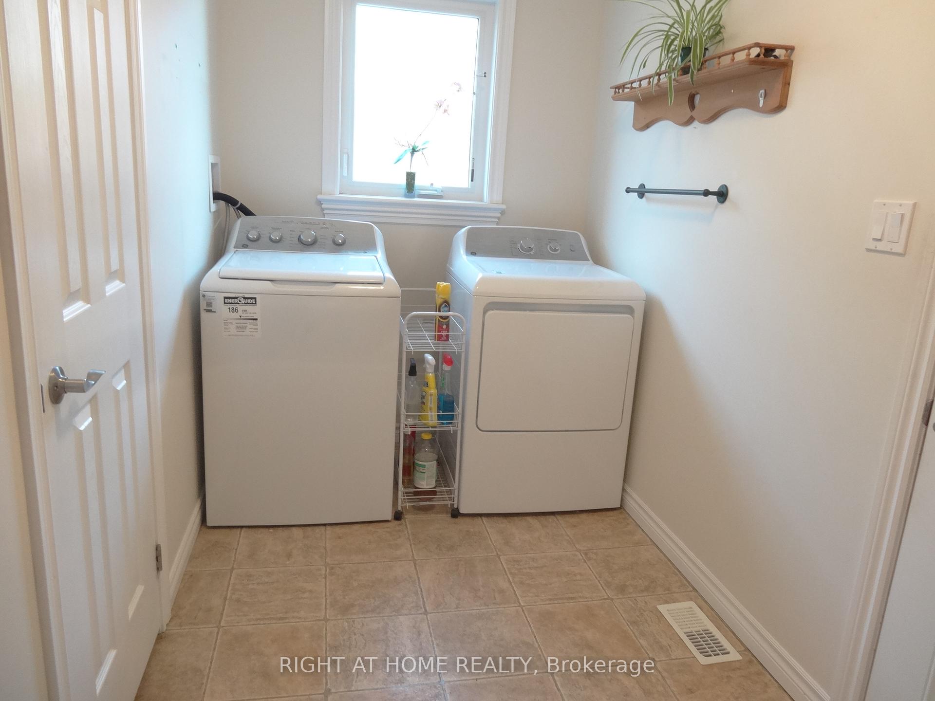 Photo 22 of 14 Matchett Crescent, Kawartha Lakes, Lindsay — HOMEH