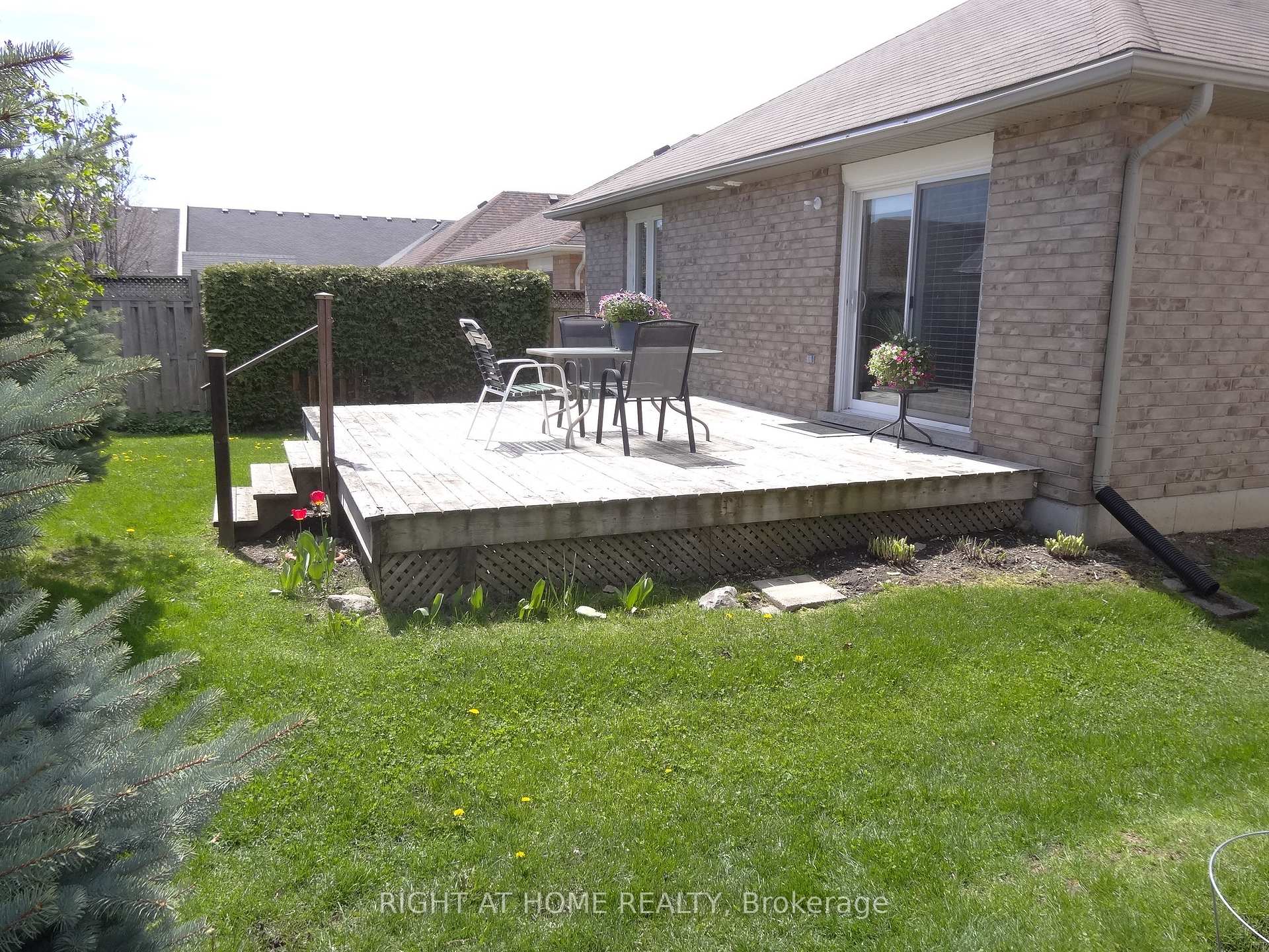 Photo 25 of 14 Matchett Crescent, Kawartha Lakes, Lindsay — HOMEH