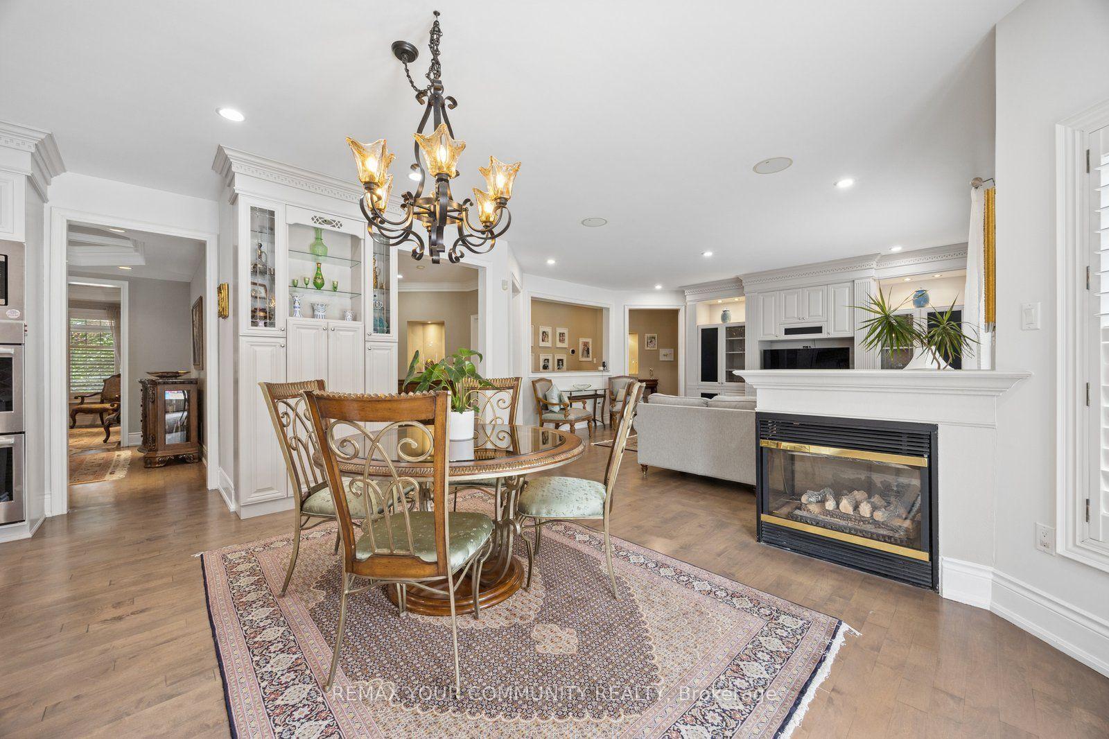 Photo 17 of 123 Laurentian Boulevard, Vaughan, Rural Vaughan — HOMEH