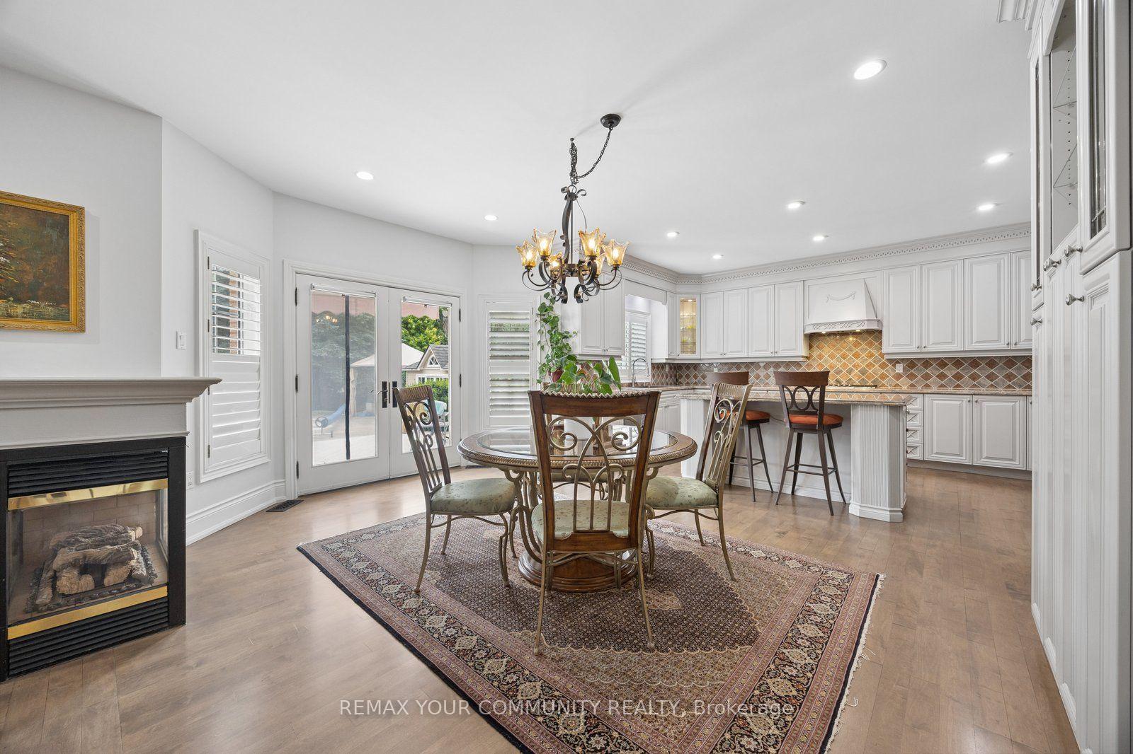 Photo 19 of 123 Laurentian Boulevard, Vaughan, Rural Vaughan — HOMEH