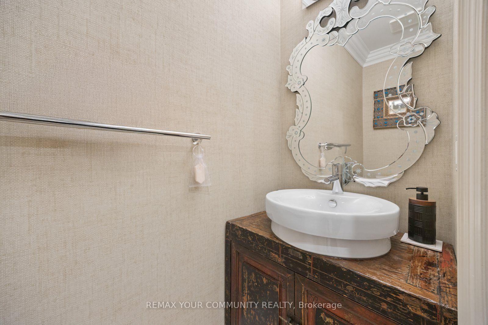 Photo 26 of 123 Laurentian Boulevard, Vaughan, Rural Vaughan — HOMEH