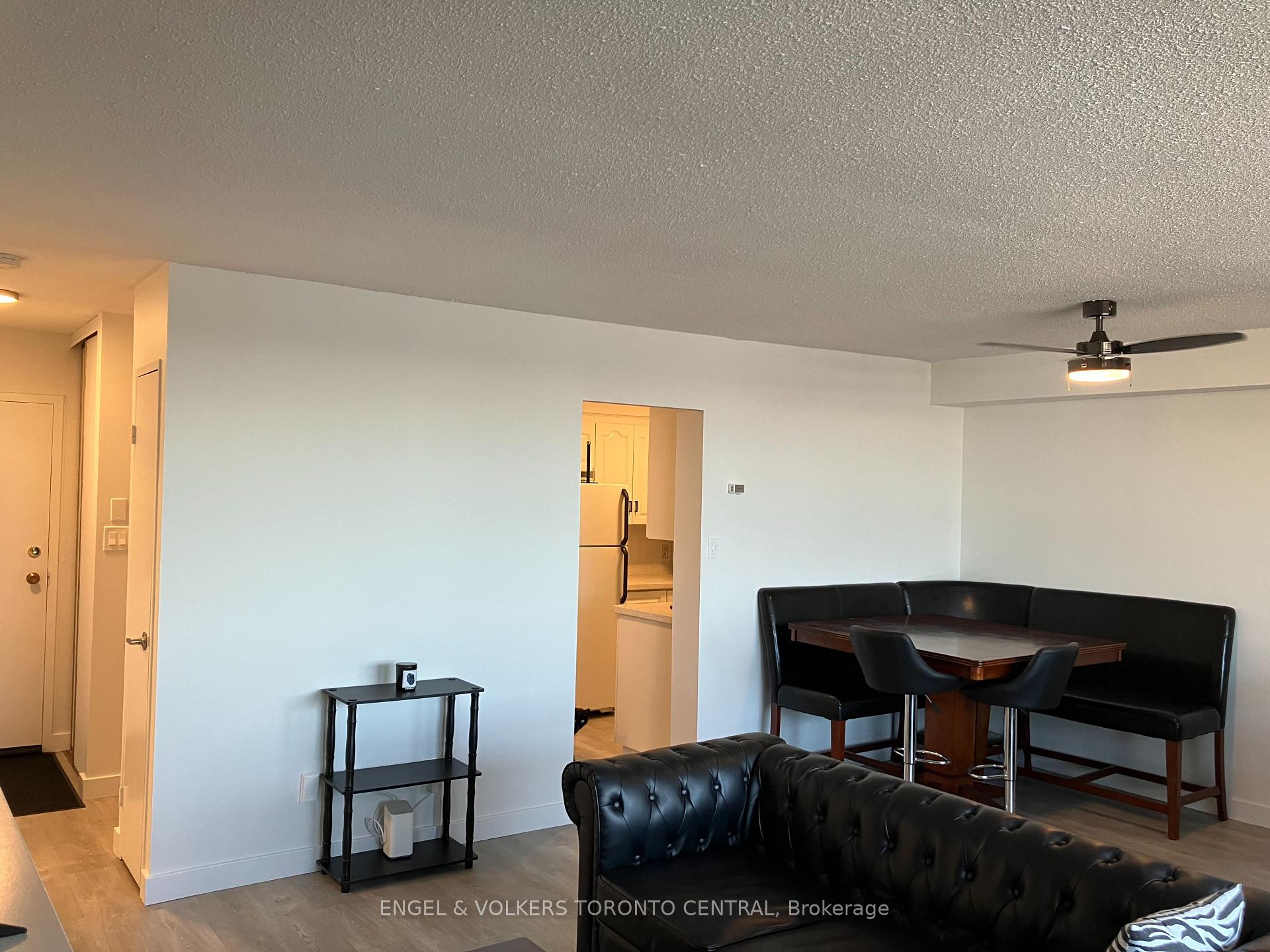 Photo 8 of Unit 1511, 225 Harvard Place, Waterloo, Lincoln Heights — HOMEH