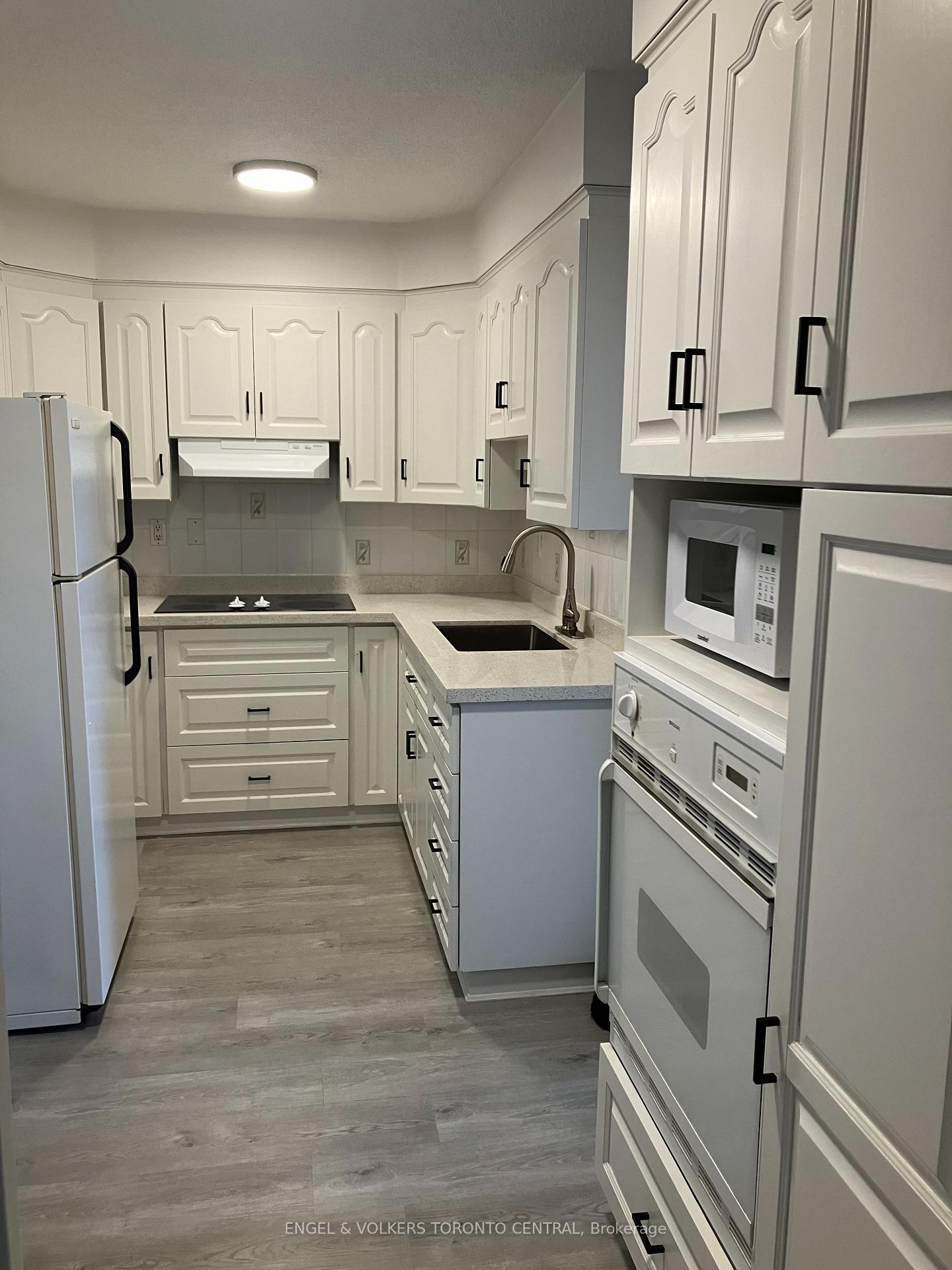 Photo 10 of Unit 1511, 225 Harvard Place, Waterloo, Lincoln Heights — HOMEH