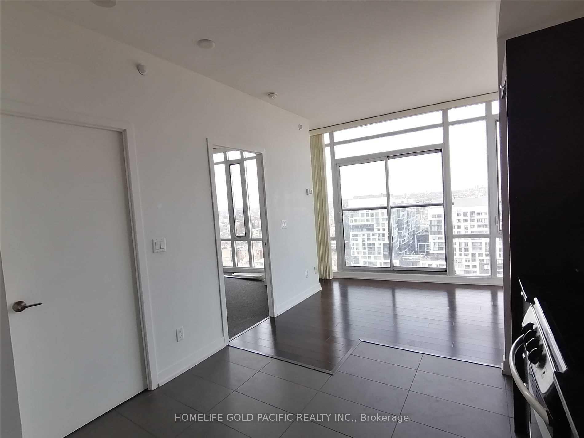 Photo 7 of Unit 2303, 170 Fort York Boulevard, Toronto, Waterfront Communities — HOMEH