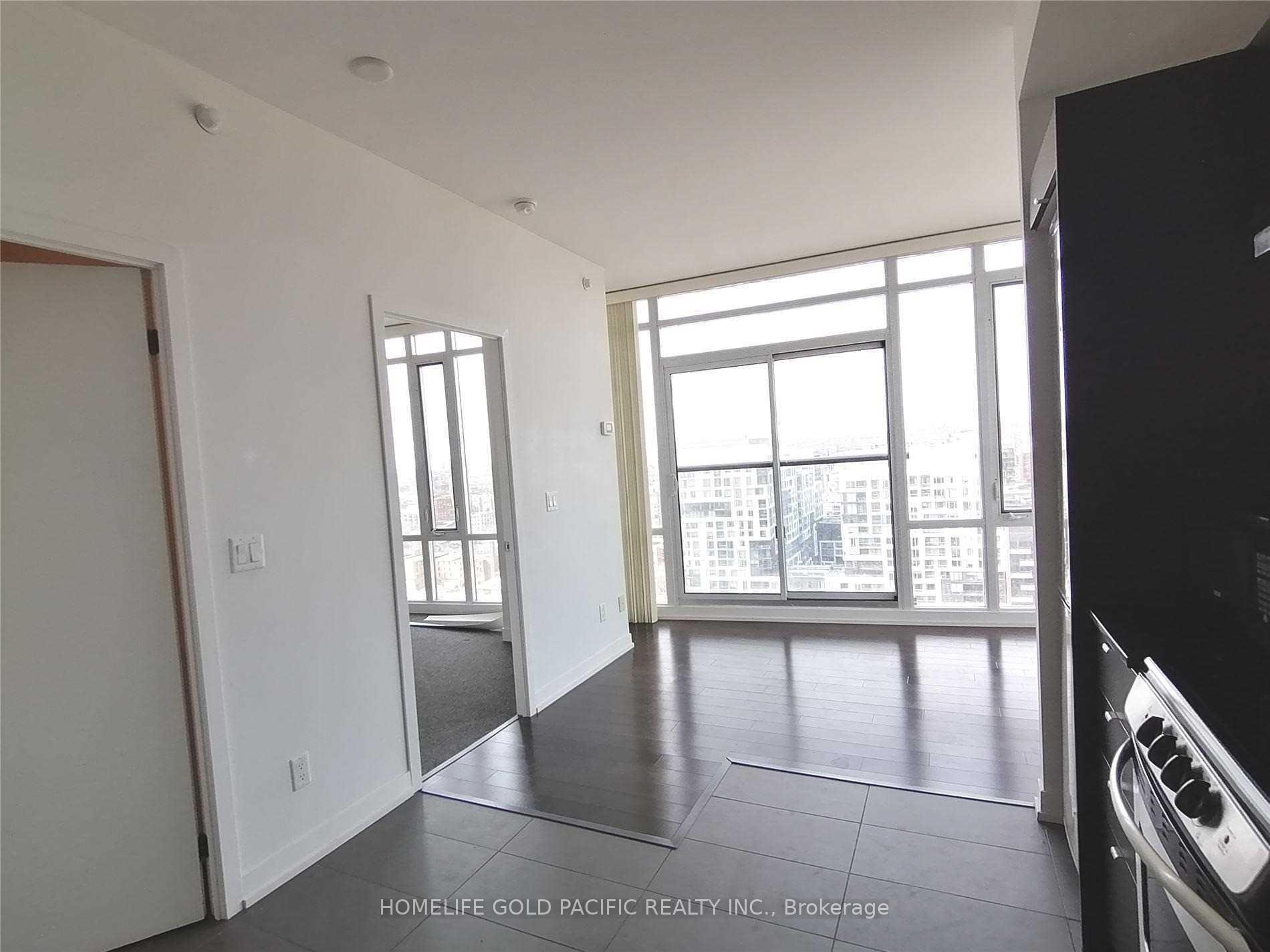 Photo 10 of Unit 2303, 170 Fort York Boulevard, Toronto, Waterfront Communities — HOMEH