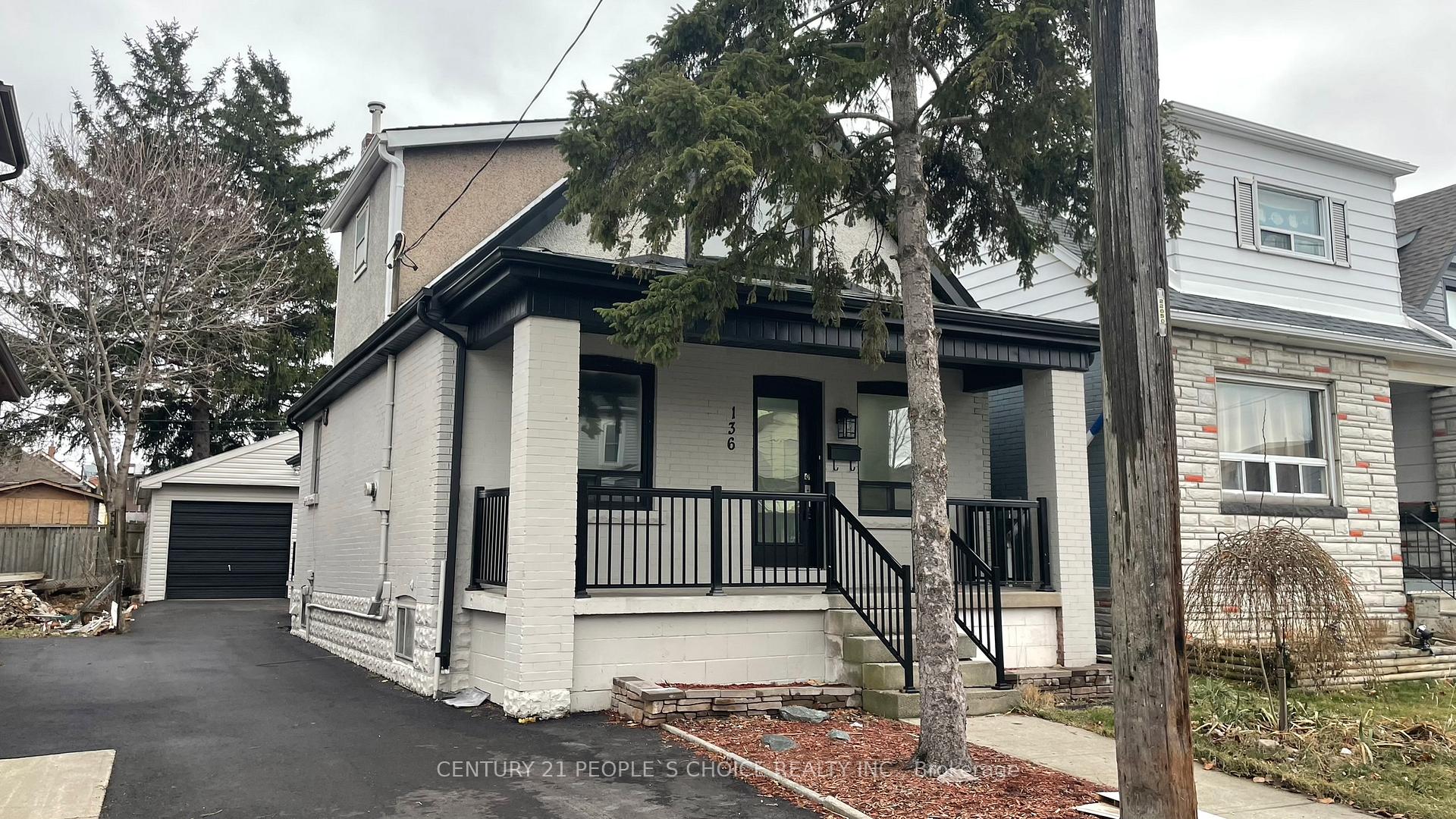 Photo 3 of 136 Edgemont Street N, Hamilton, Crown Point — HOMEH
