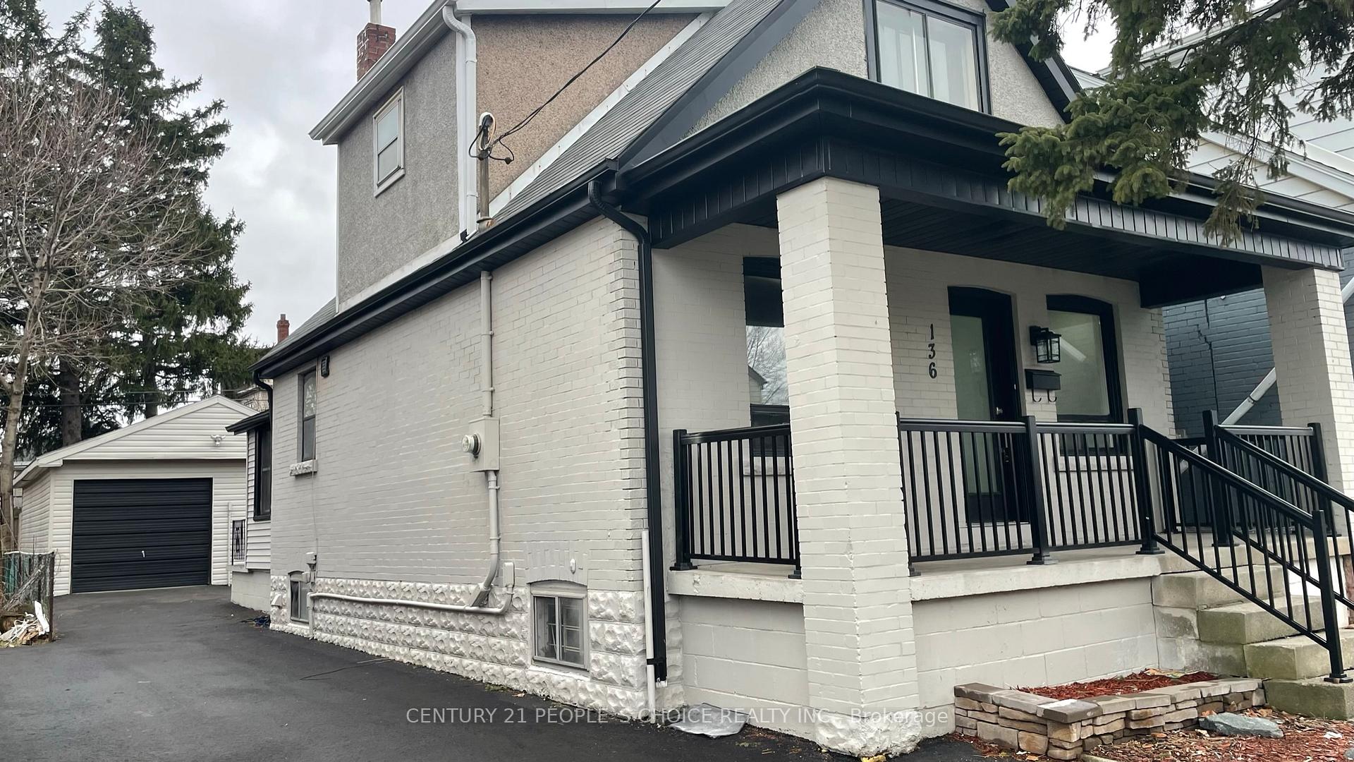 Photo 5 of 136 Edgemont Street N, Hamilton, Crown Point — HOMEH