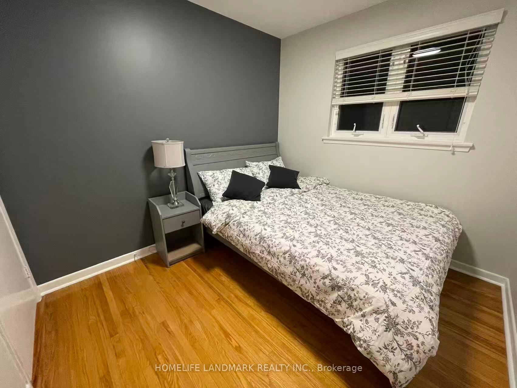 Photo 3 of 23 Corning Road E, North York, Don Valley Village — HOMEH