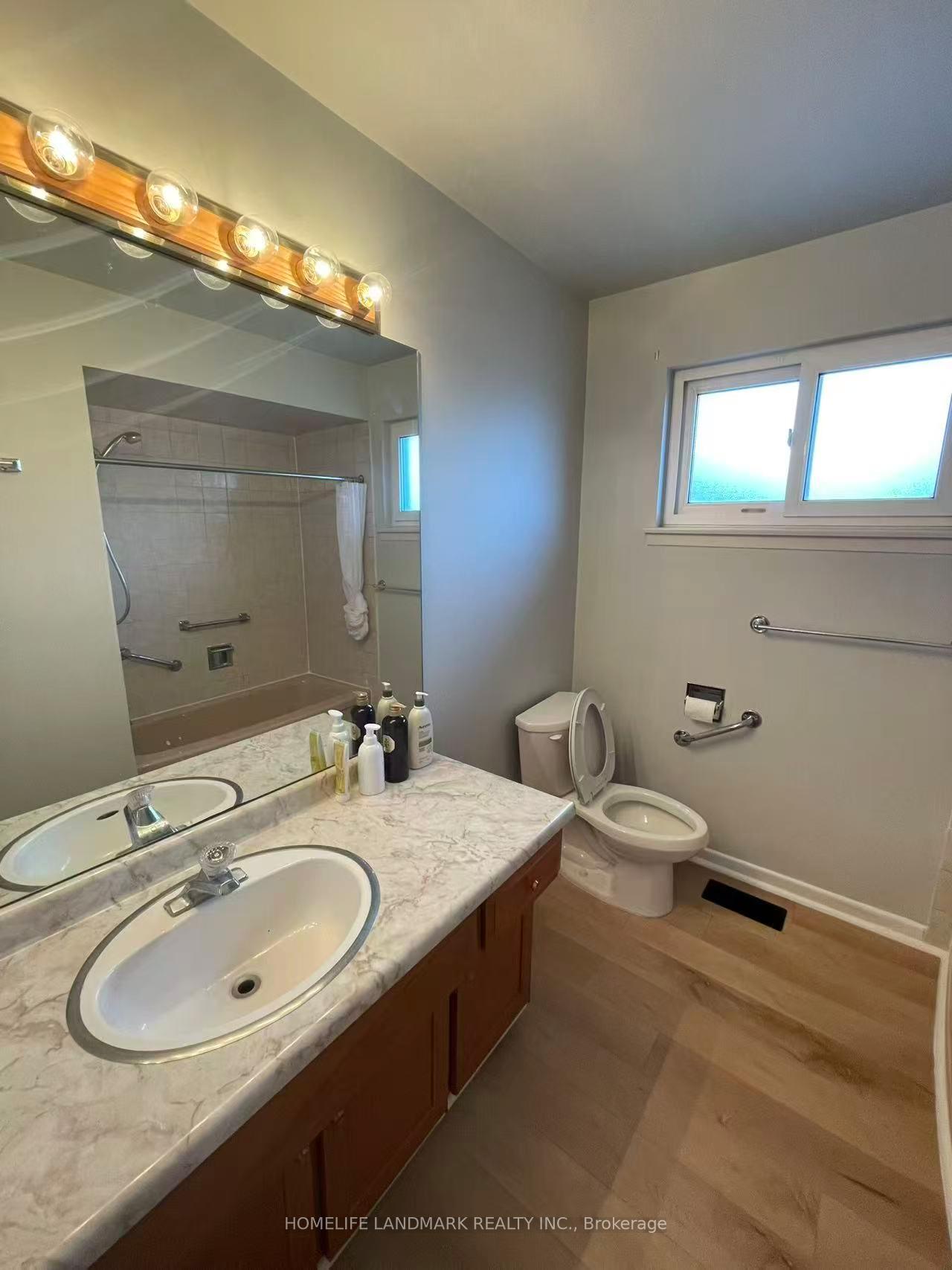 Photo 5 of 23 Corning Road E, North York, Don Valley Village — HOMEH
