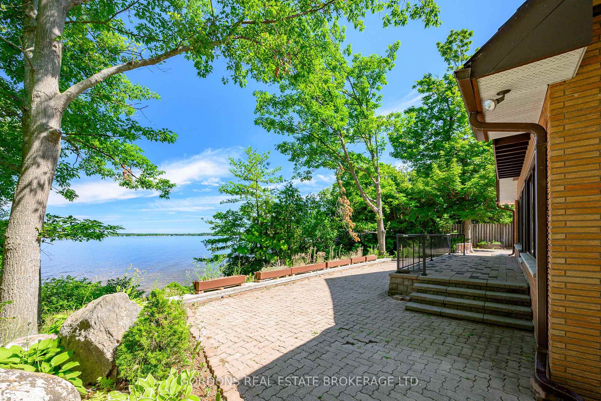 Photo 8 of 22 Sugarbush Trail, Kawartha Lakes, Fenelon Falls — HOMEH