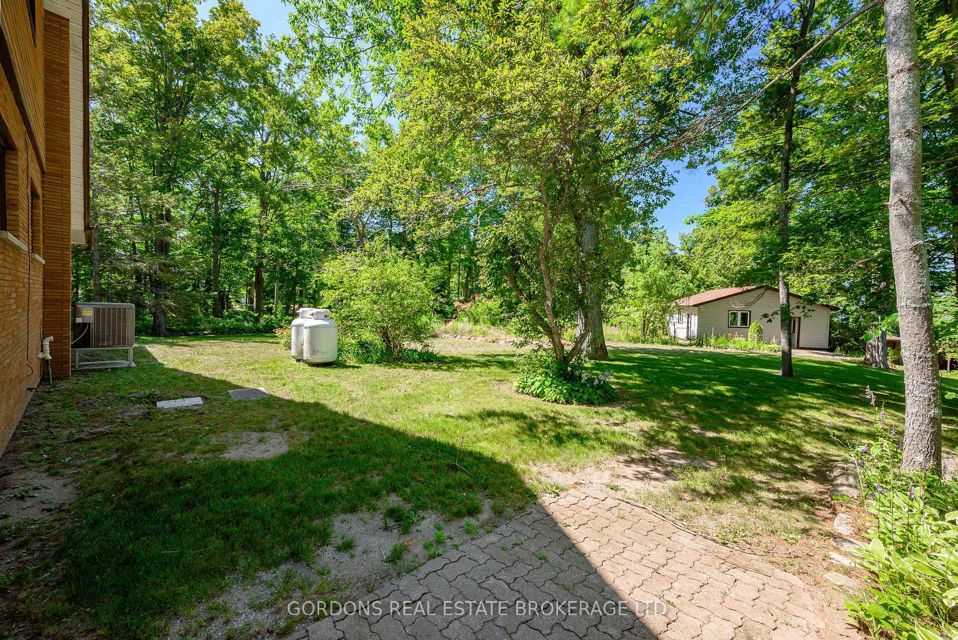 Photo 42 of 22 Sugarbush Trail, Kawartha Lakes, Fenelon Falls — HOMEH