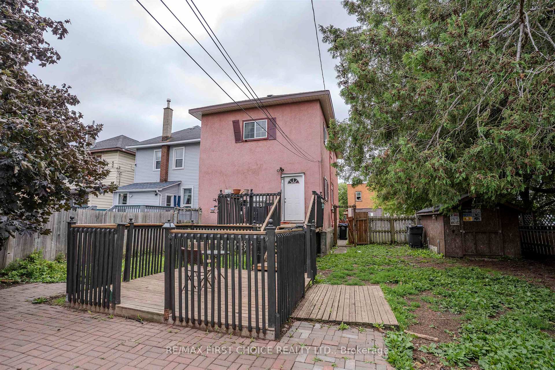 Photo 3 of 237 Finlayson Street, Thunder Bay, East End — HOMEH