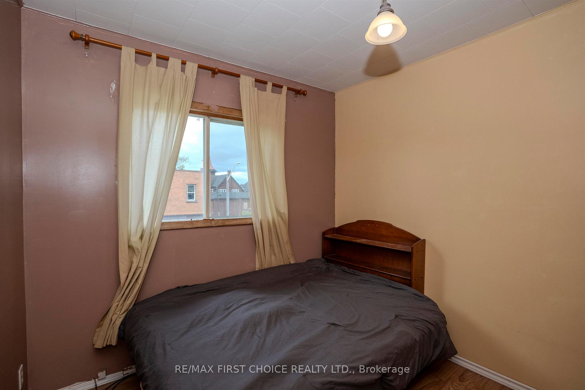 Photo 25 of 237 Finlayson Street, Thunder Bay, East End — HOMEH