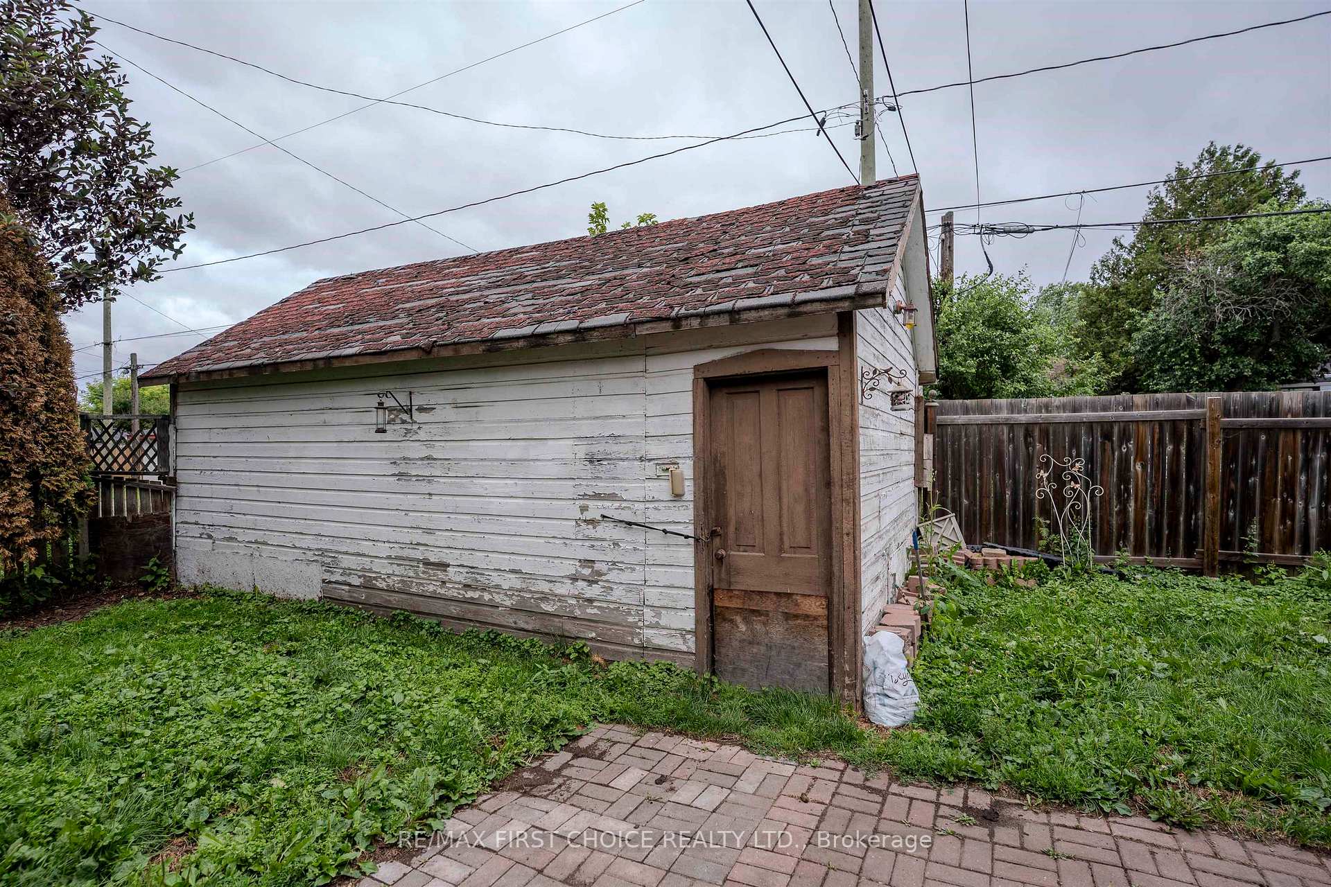 Photo 35 of 237 Finlayson Street, Thunder Bay, East End — HOMEH