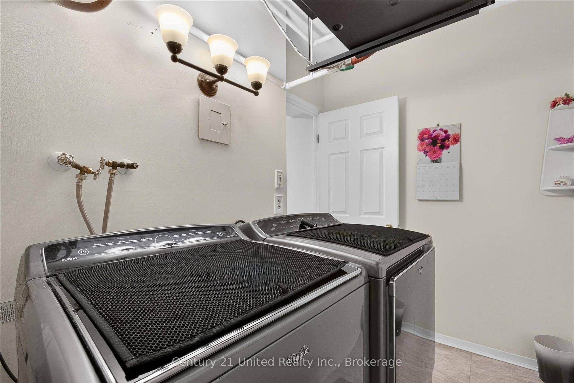 Photo 11 of Unit 203, 1818 Cherryhill Road, Peterborough, Monaghan Ward 2 — HOMEH