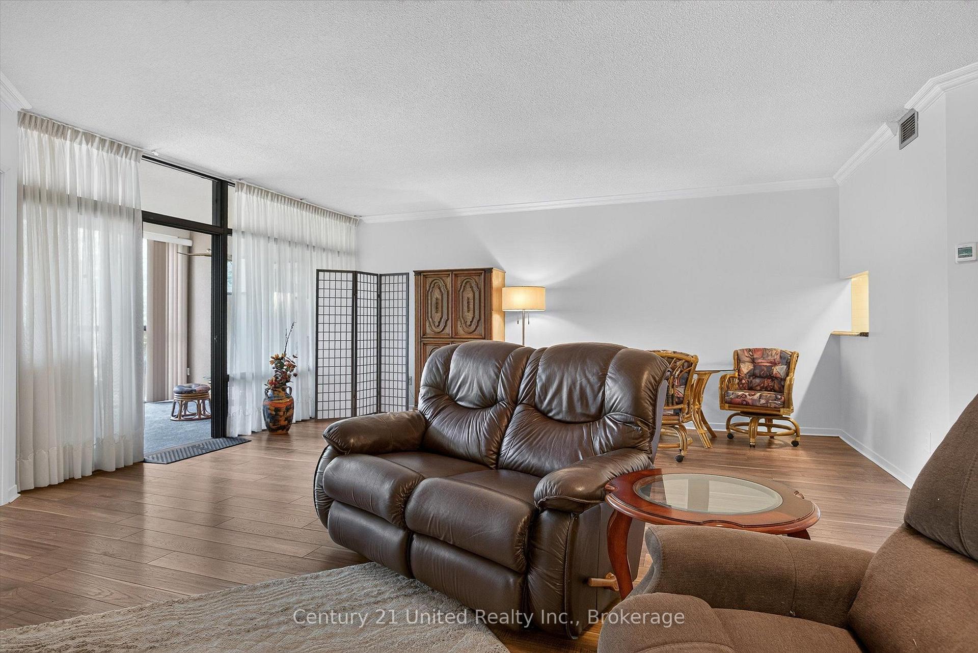Photo 12 of Unit 203, 1818 Cherryhill Road, Peterborough, Monaghan Ward 2 — HOMEH