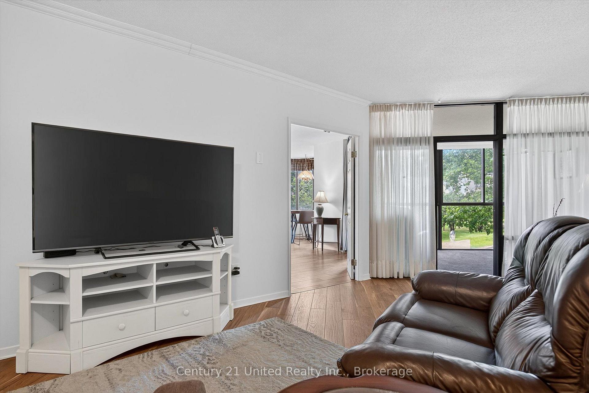 Photo 13 of Unit 203, 1818 Cherryhill Road, Peterborough, Monaghan Ward 2 — HOMEH