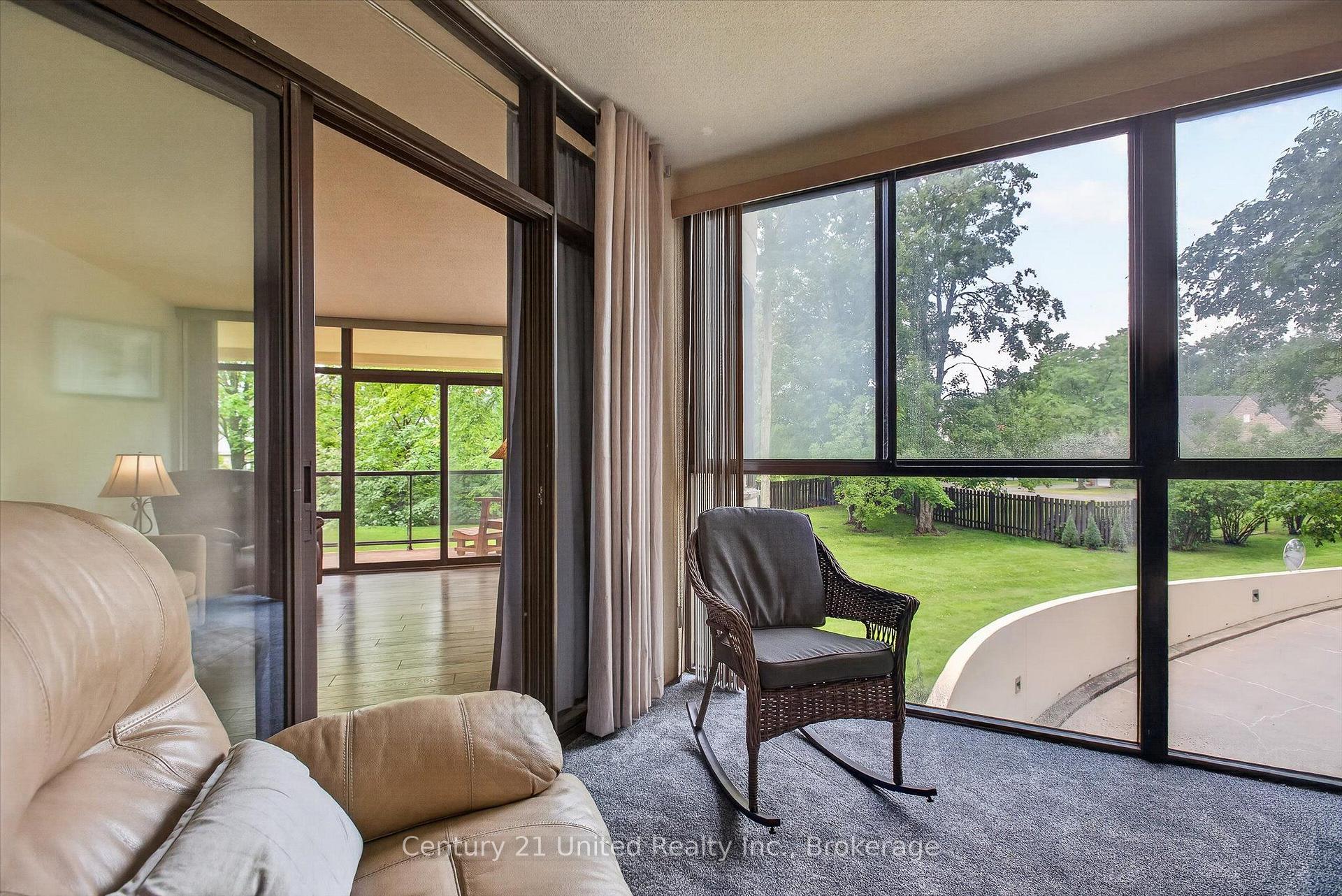 Photo 19 of Unit 203, 1818 Cherryhill Road, Peterborough, Monaghan Ward 2 — HOMEH