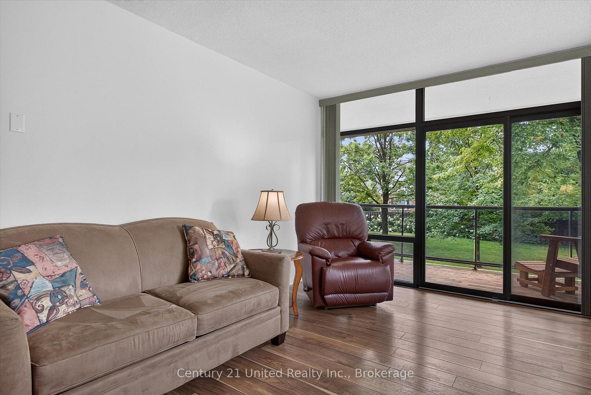 Photo 23 of Unit 203, 1818 Cherryhill Road, Peterborough, Monaghan Ward 2 — HOMEH