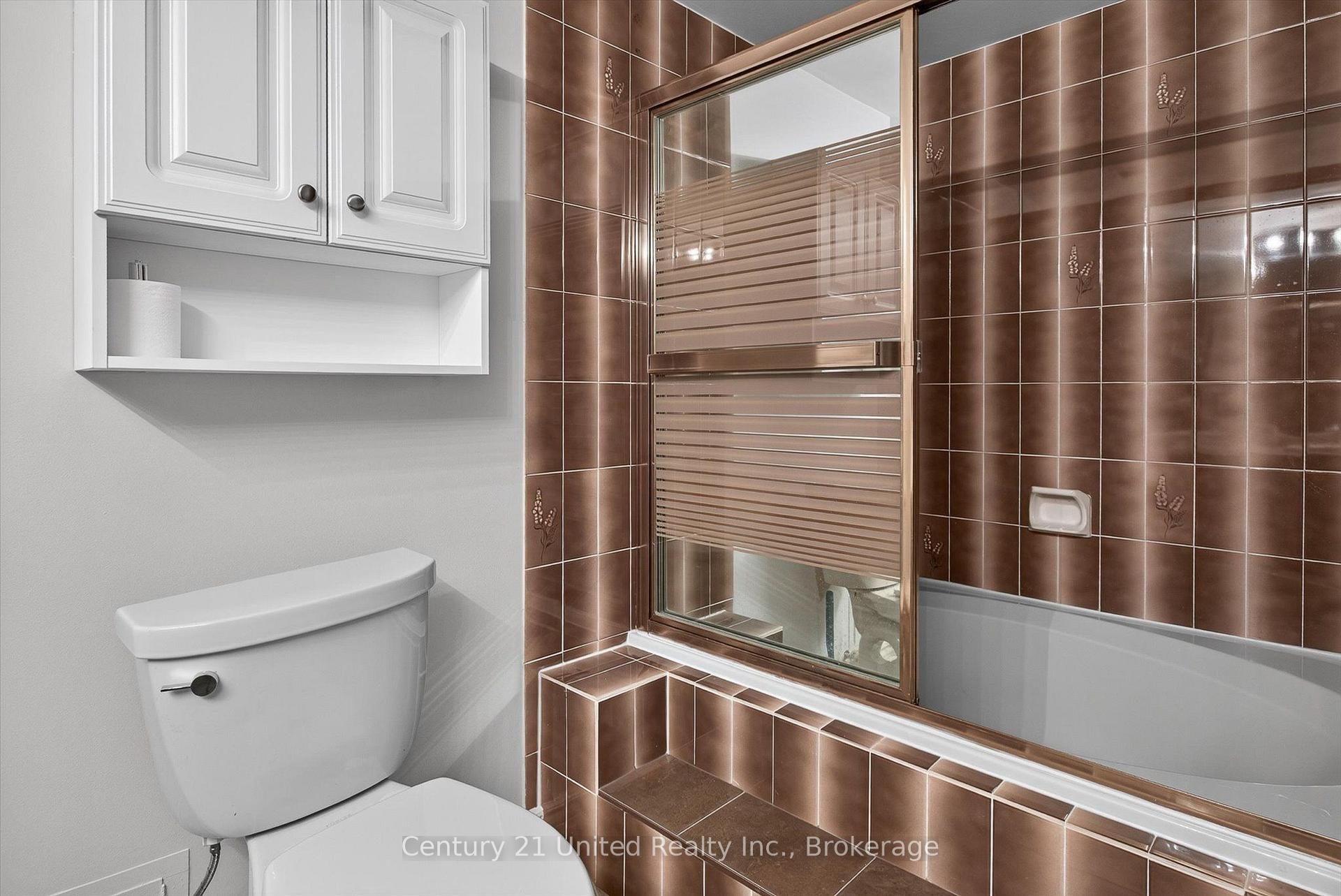 Photo 31 of Unit 203, 1818 Cherryhill Road, Peterborough, Monaghan Ward 2 — HOMEH