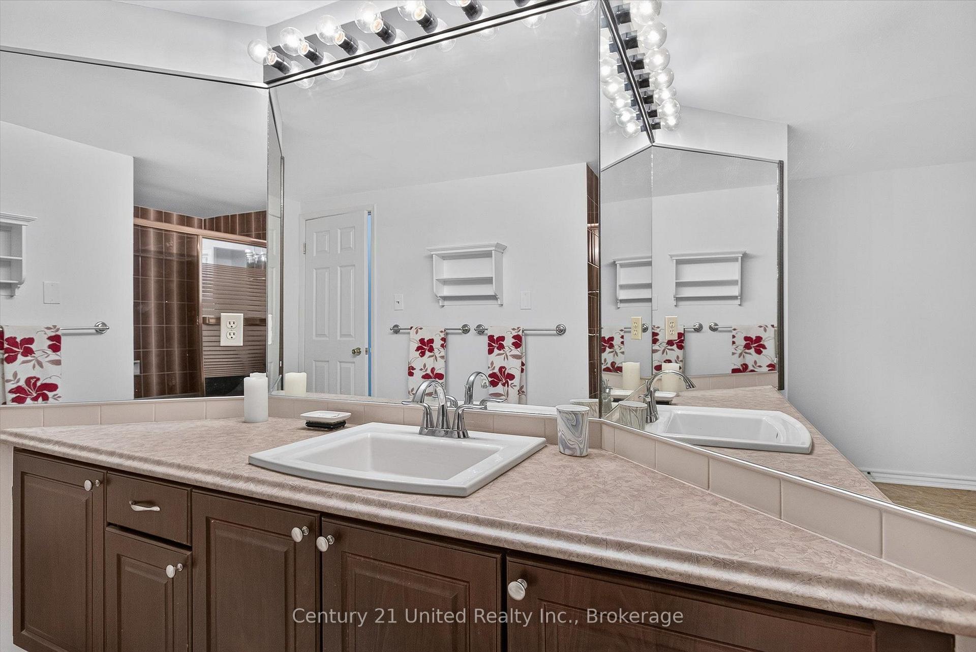 Photo 32 of Unit 203, 1818 Cherryhill Road, Peterborough, Monaghan Ward 2 — HOMEH