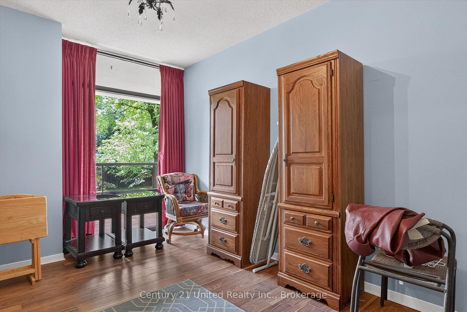 Photo 33 of Unit 203, 1818 Cherryhill Road, Peterborough, Monaghan Ward 2 — HOMEH