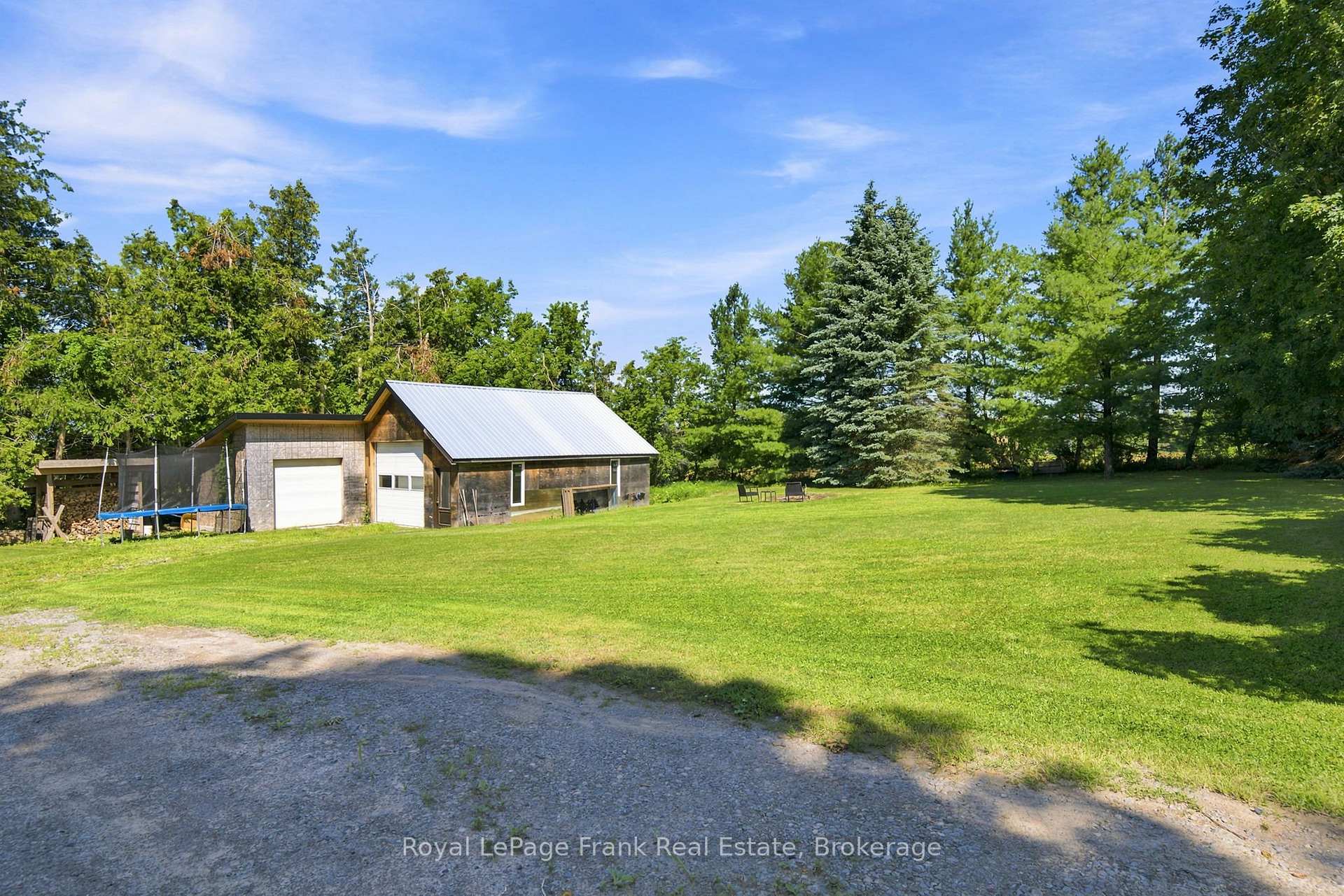 Photo 5 of 661 Fingerboard Road, Kawartha Lakes, Manilla — HOMEH
