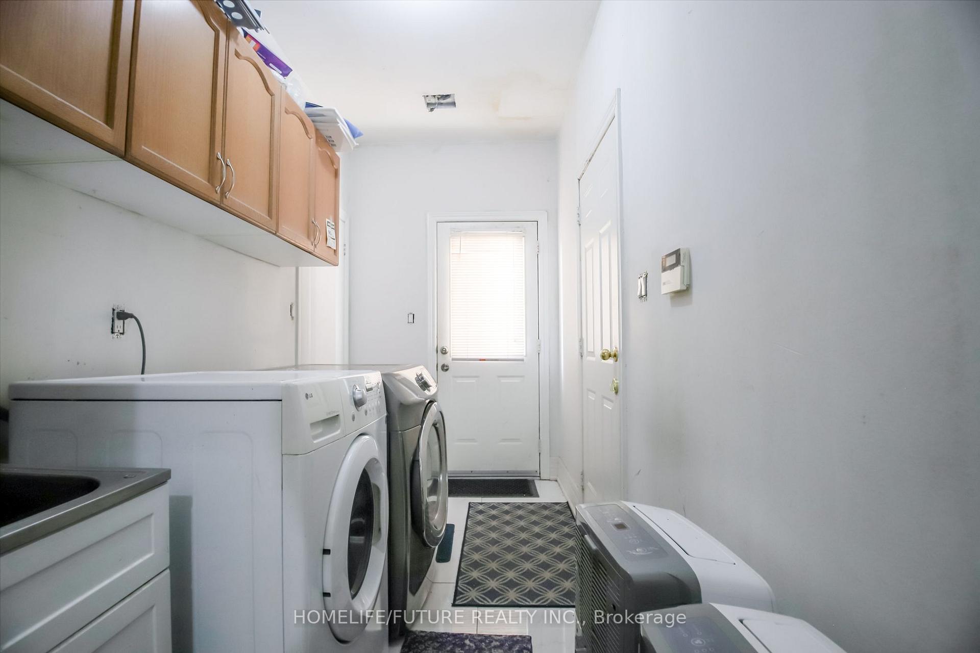 Photo 8 of 20 Mingay Avenue, Markham, Wismer — HOMEH