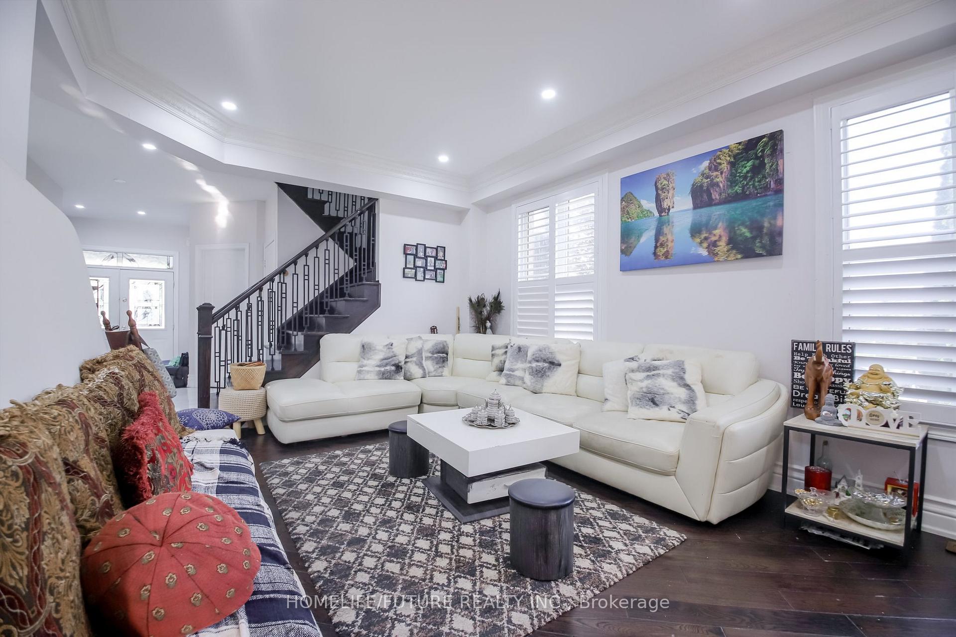 Photo 10 of 20 Mingay Avenue, Markham, Wismer — HOMEH