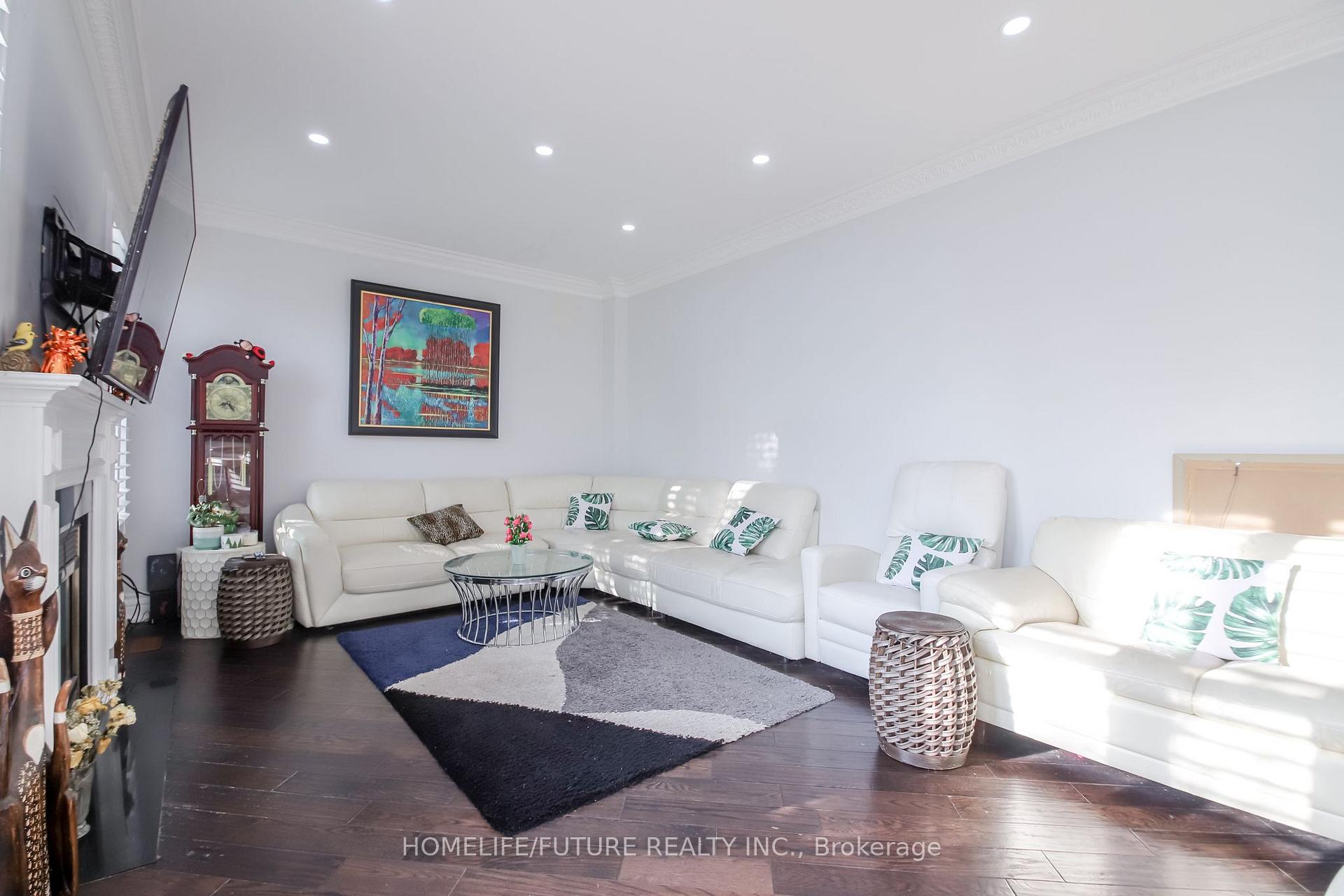 Photo 11 of 20 Mingay Avenue, Markham, Wismer — HOMEH
