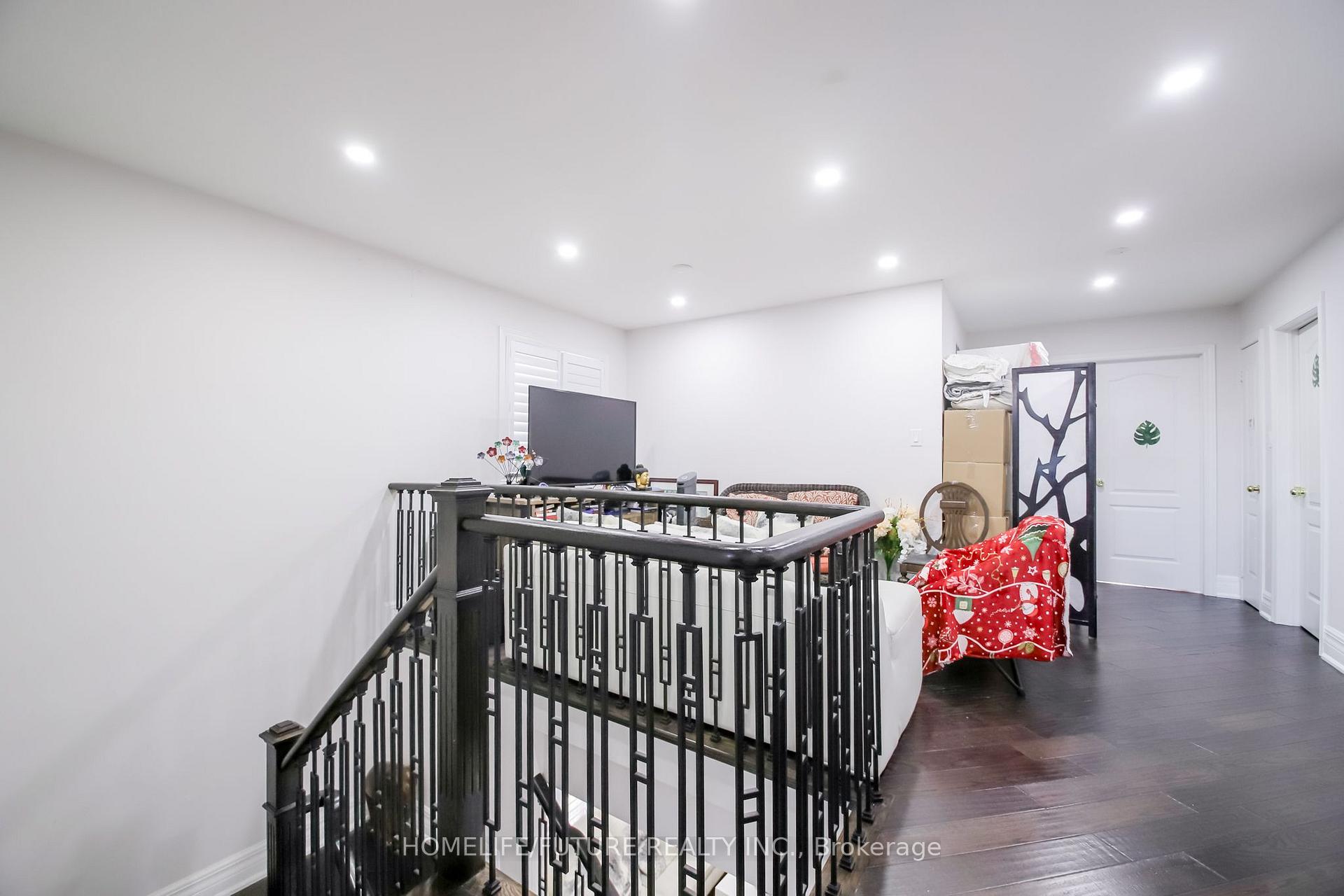 Photo 20 of 20 Mingay Avenue, Markham, Wismer — HOMEH