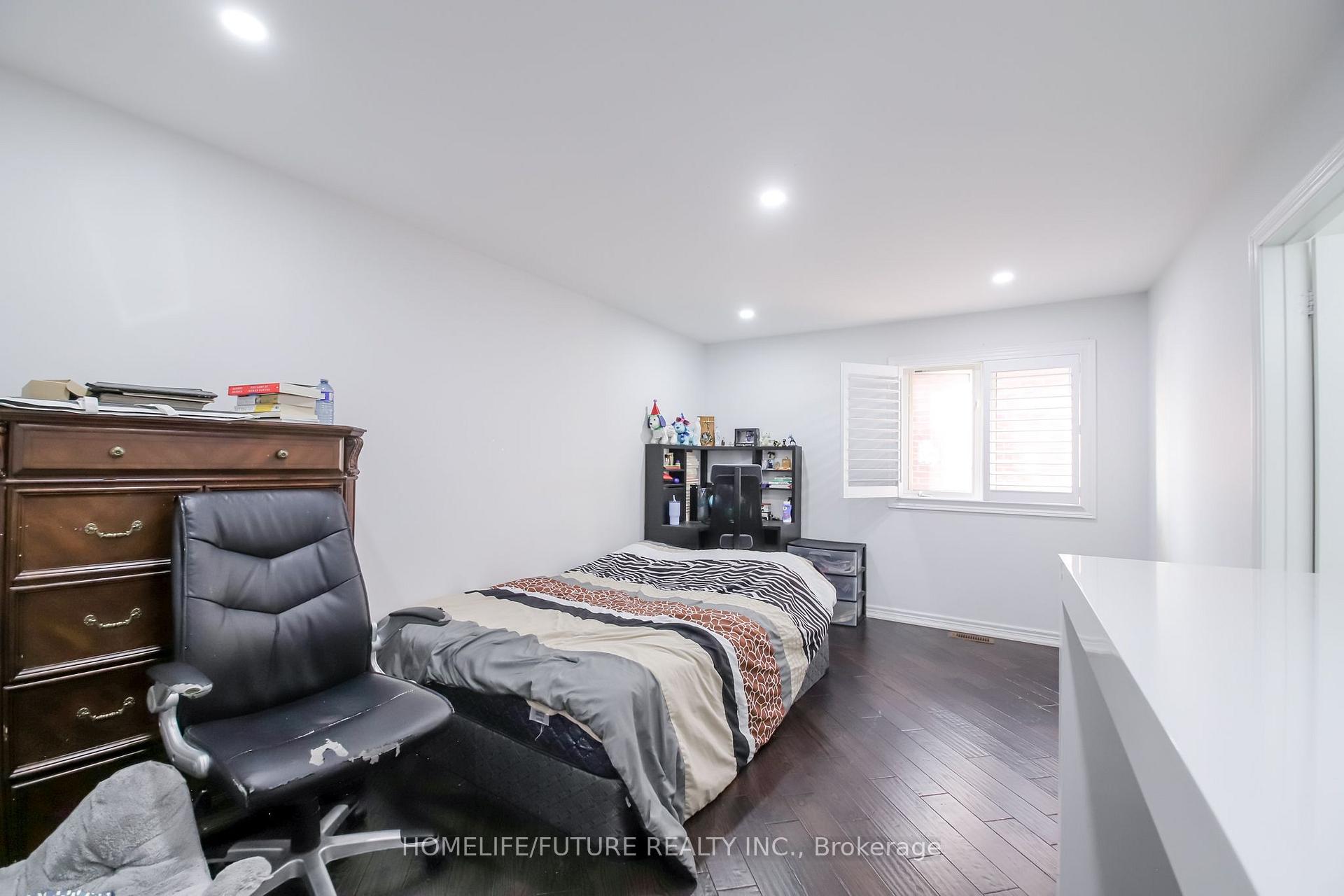 Photo 34 of 20 Mingay Avenue, Markham, Wismer — HOMEH
