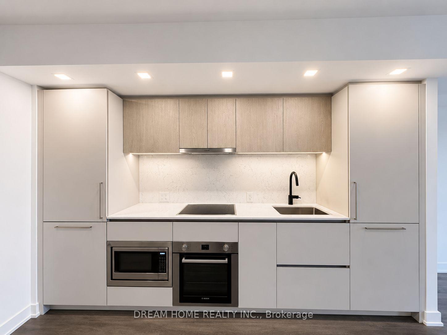 Photo 3 of Unit 3606, 609 Sherbourne Street, Toronto, North St. James Town — HOMEH
