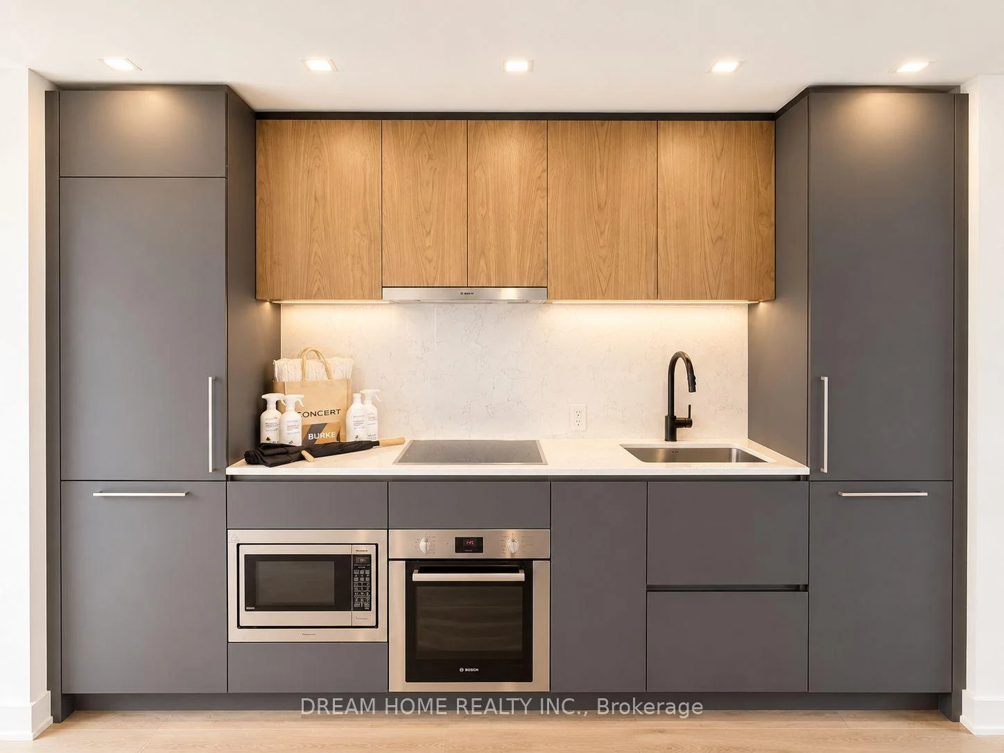 Photo 7 of Unit 3606, 609 Sherbourne Street, Toronto, North St. James Town — HOMEH