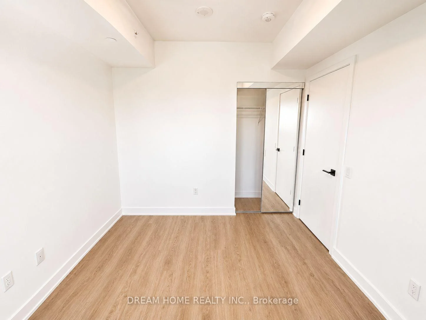 Photo 15 of Unit 3606, 609 Sherbourne Street, Toronto, North St. James Town — HOMEH