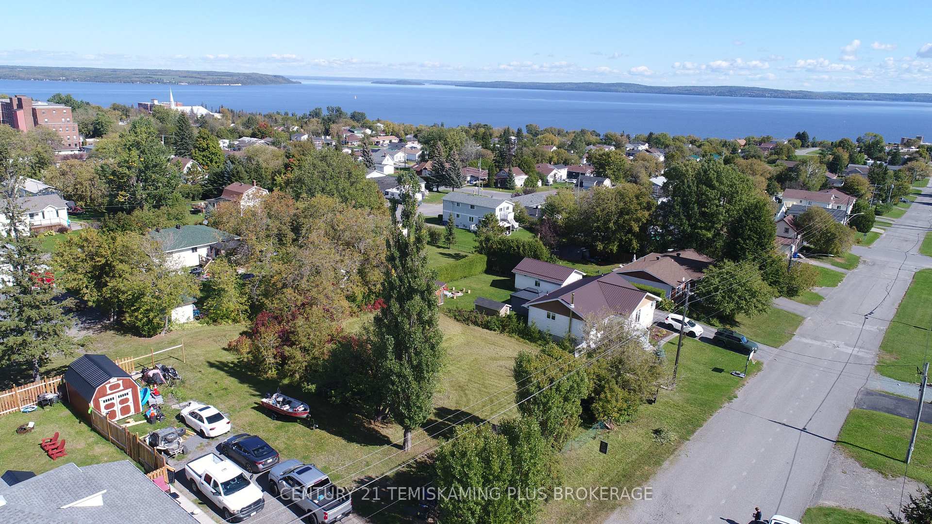 Photo 1 of 141-142 Algonquin Drive, Temiskaming Shores, Haileybury — HOMEH
