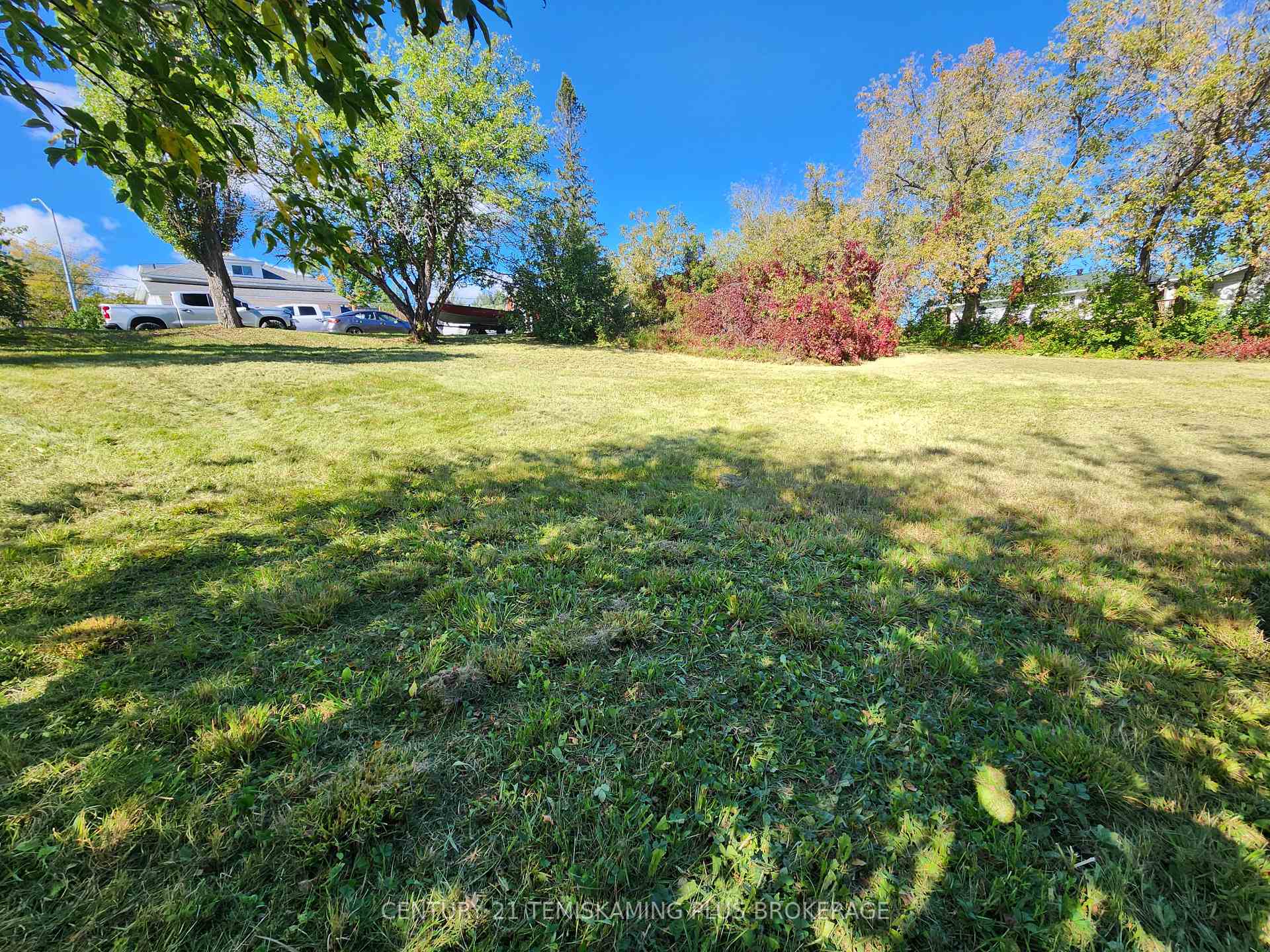 Photo 12 of 141-142 Algonquin Drive, Temiskaming Shores, Haileybury — HOMEH