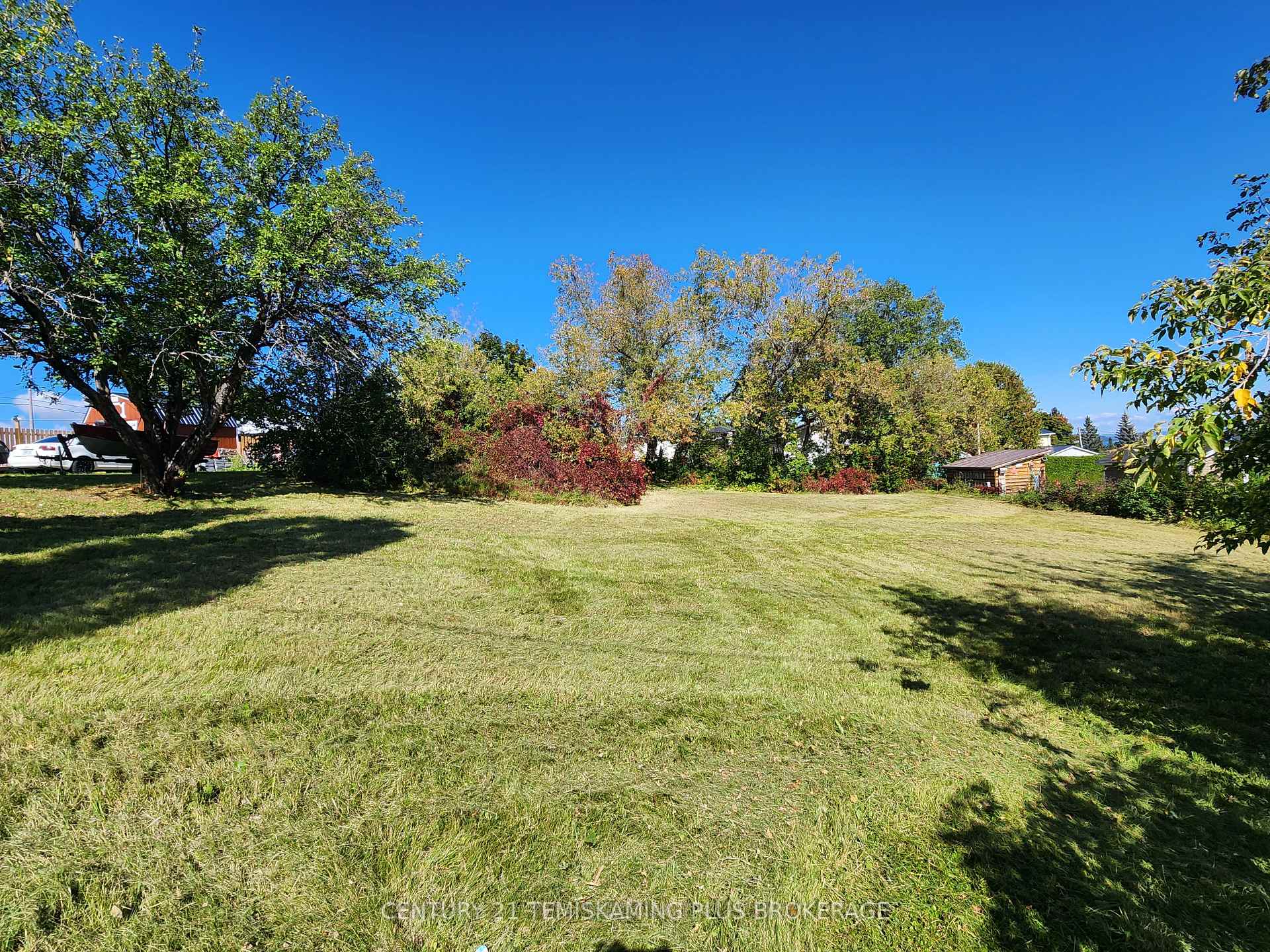 Photo 13 of 141-142 Algonquin Drive, Temiskaming Shores, Haileybury — HOMEH