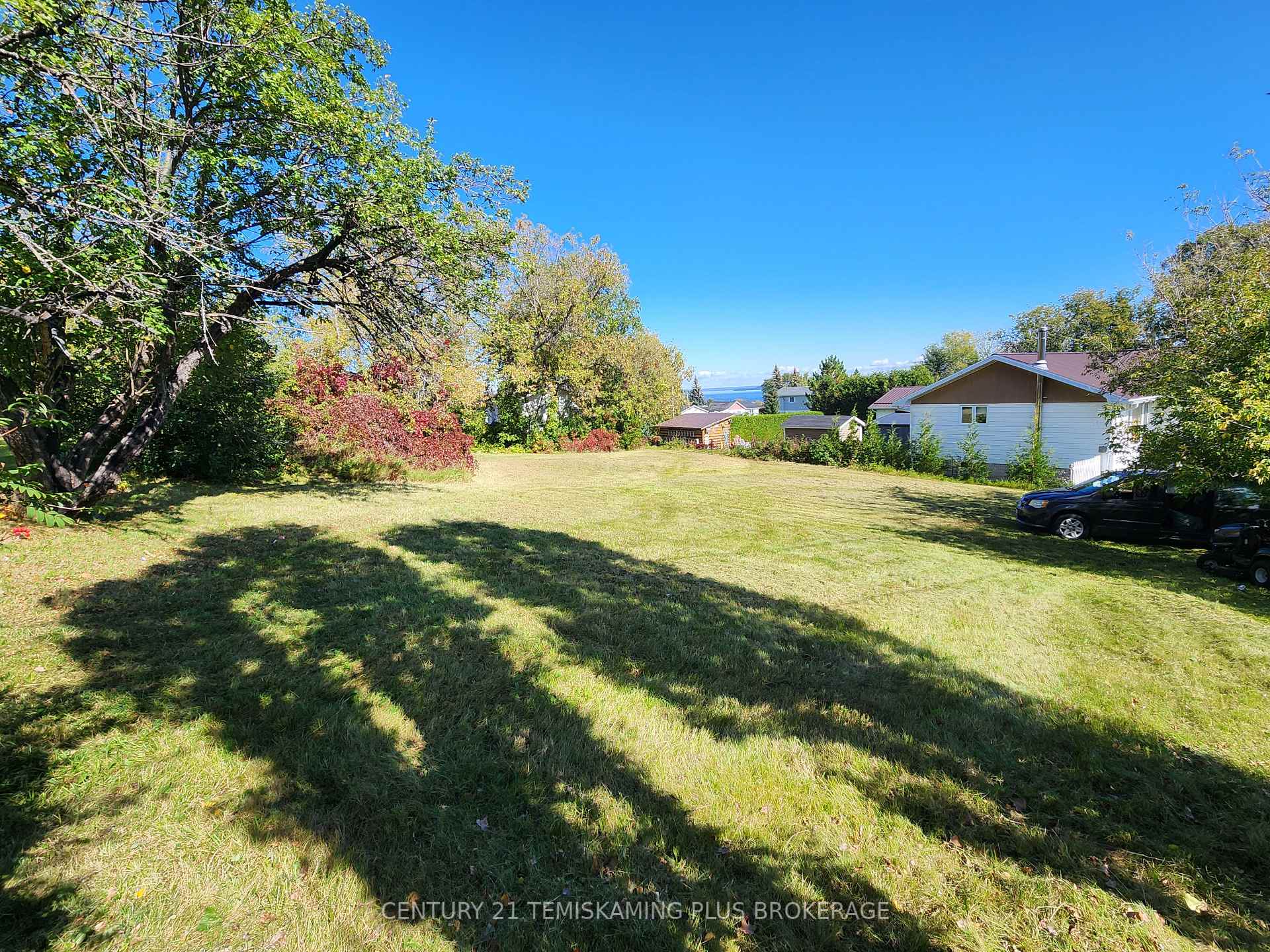 Photo 14 of 141-142 Algonquin Drive, Temiskaming Shores, Haileybury — HOMEH