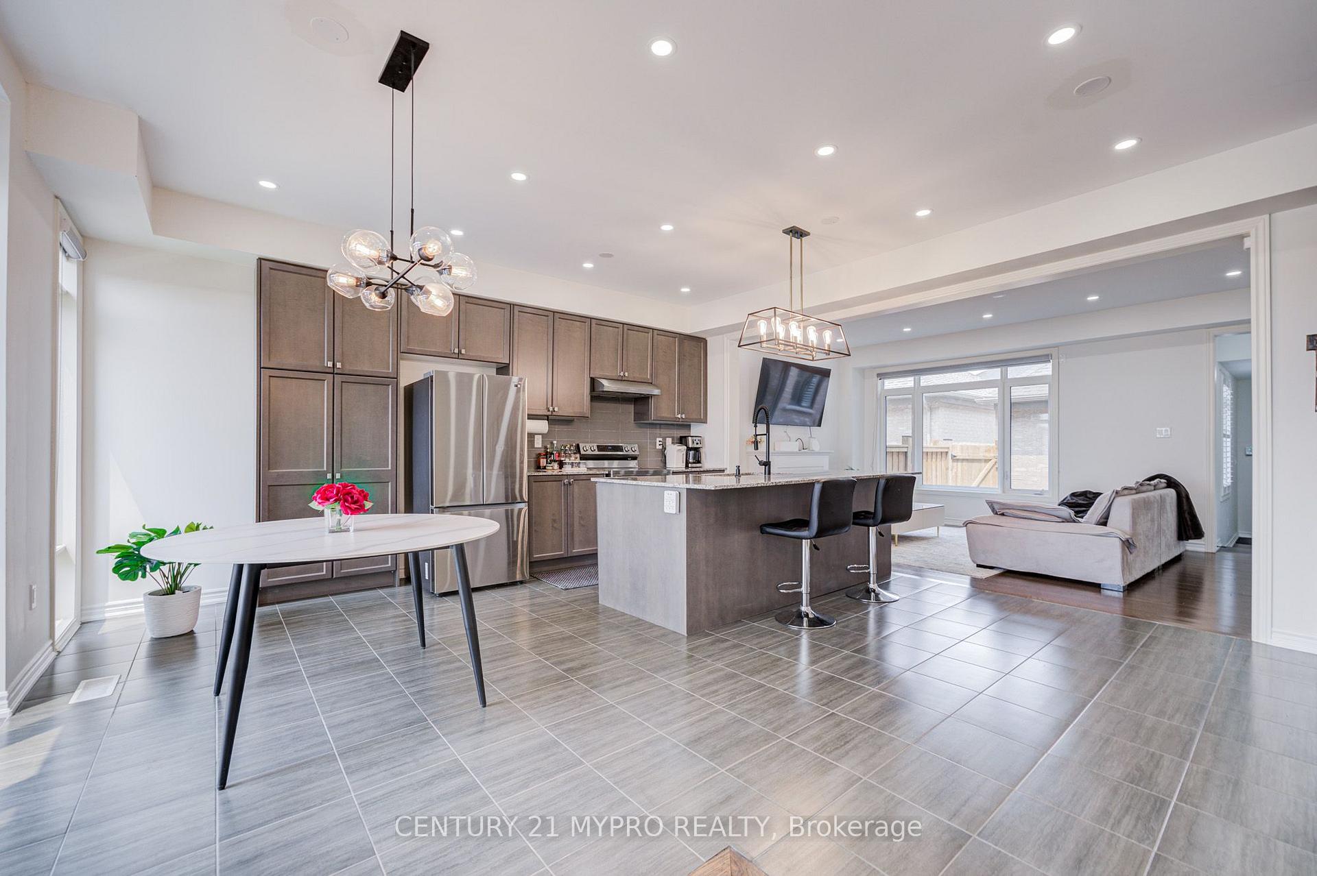 Photo 7 of 261 Coronation Road, Whitby, Rural Whitby — HOMEH