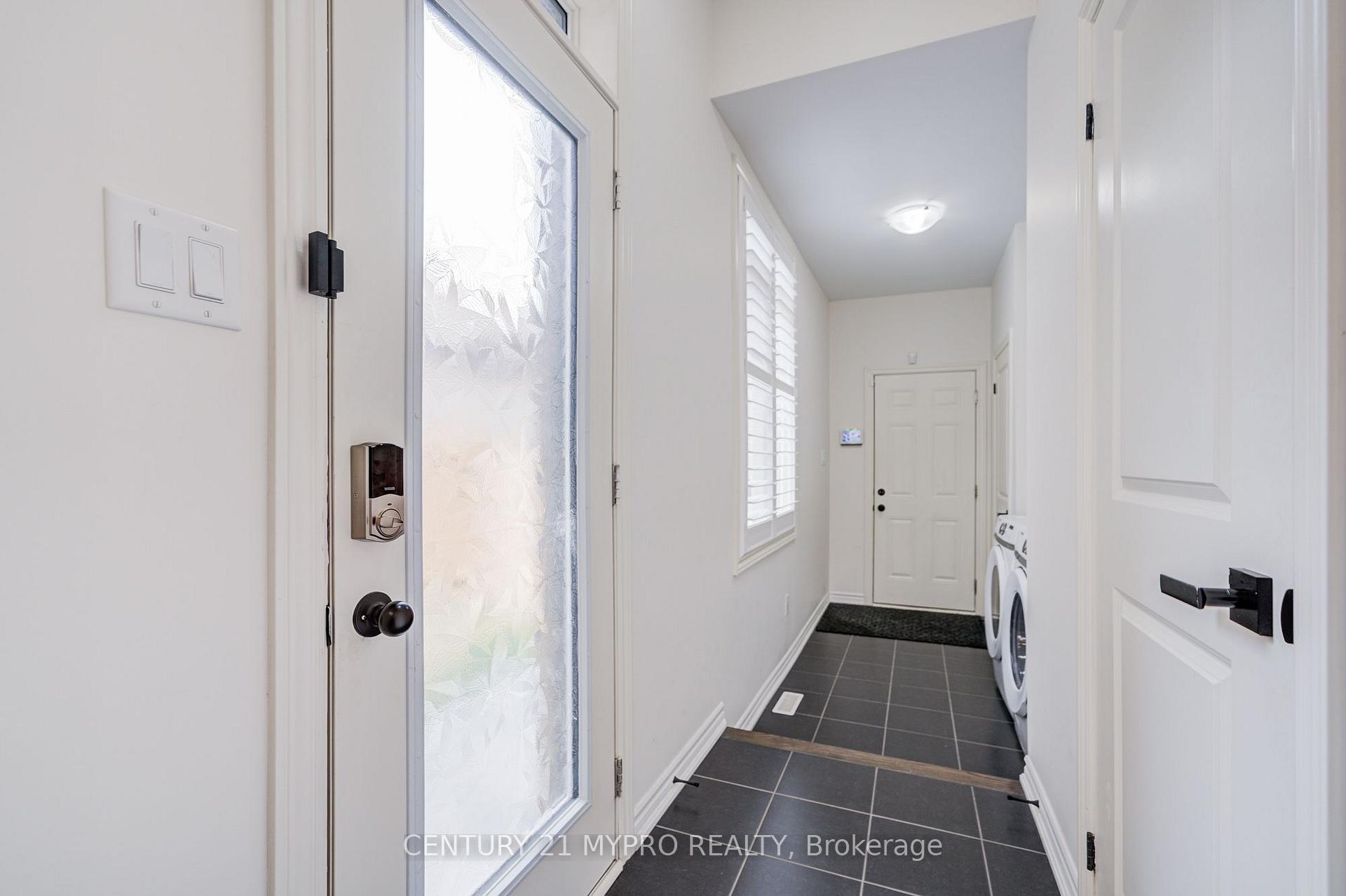 Photo 15 of 261 Coronation Road, Whitby, Rural Whitby — HOMEH