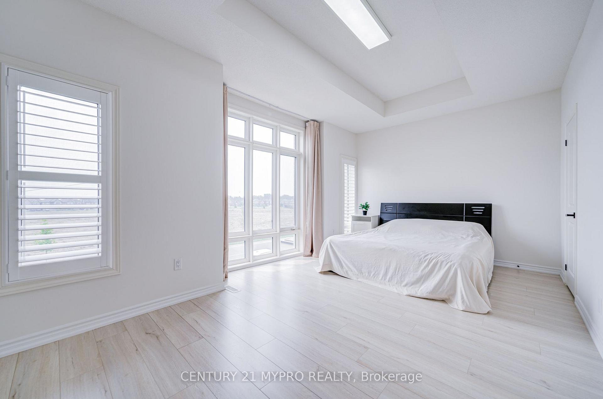 Photo 17 of 261 Coronation Road, Whitby, Rural Whitby — HOMEH