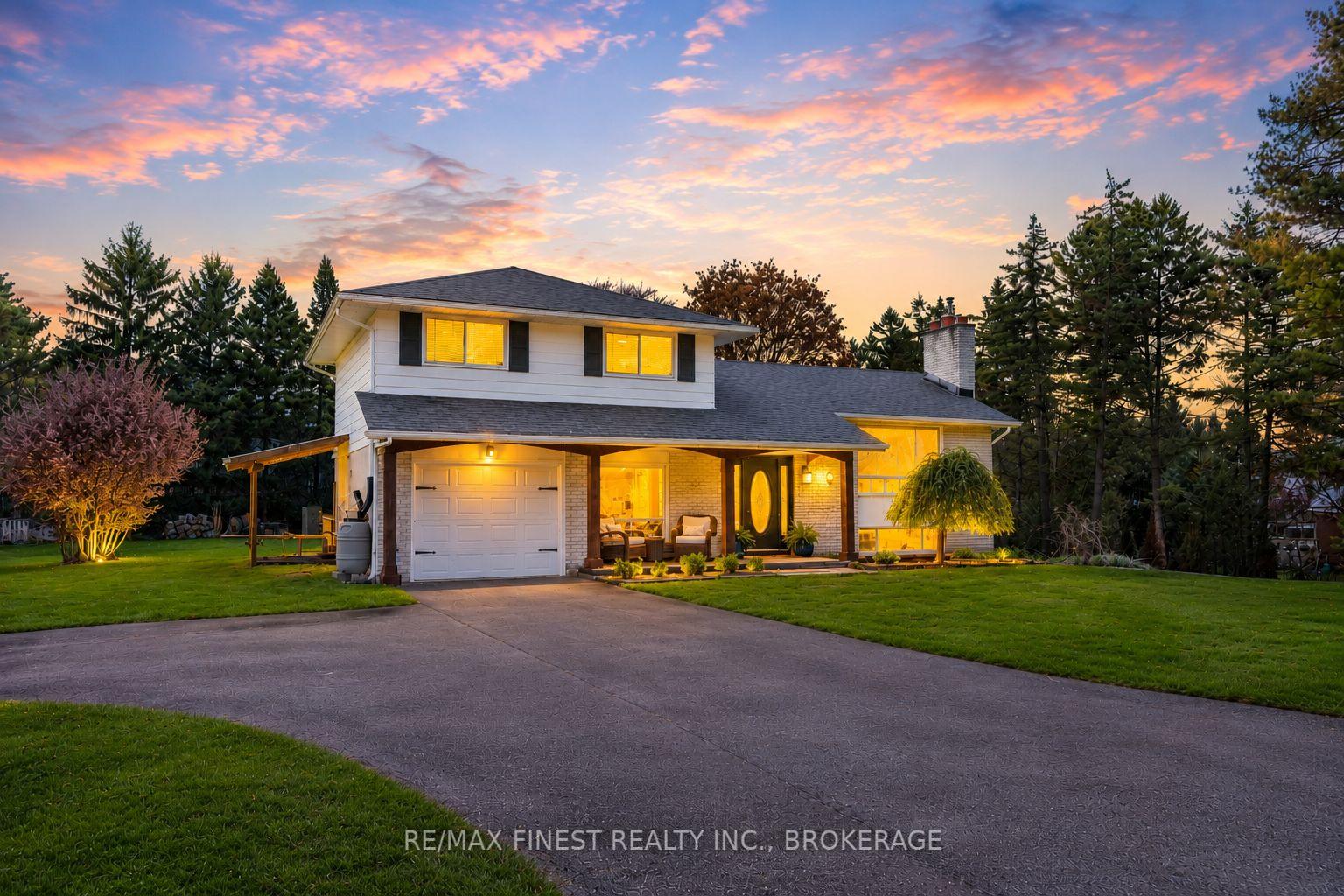 Front of 207 Meadow Crescent