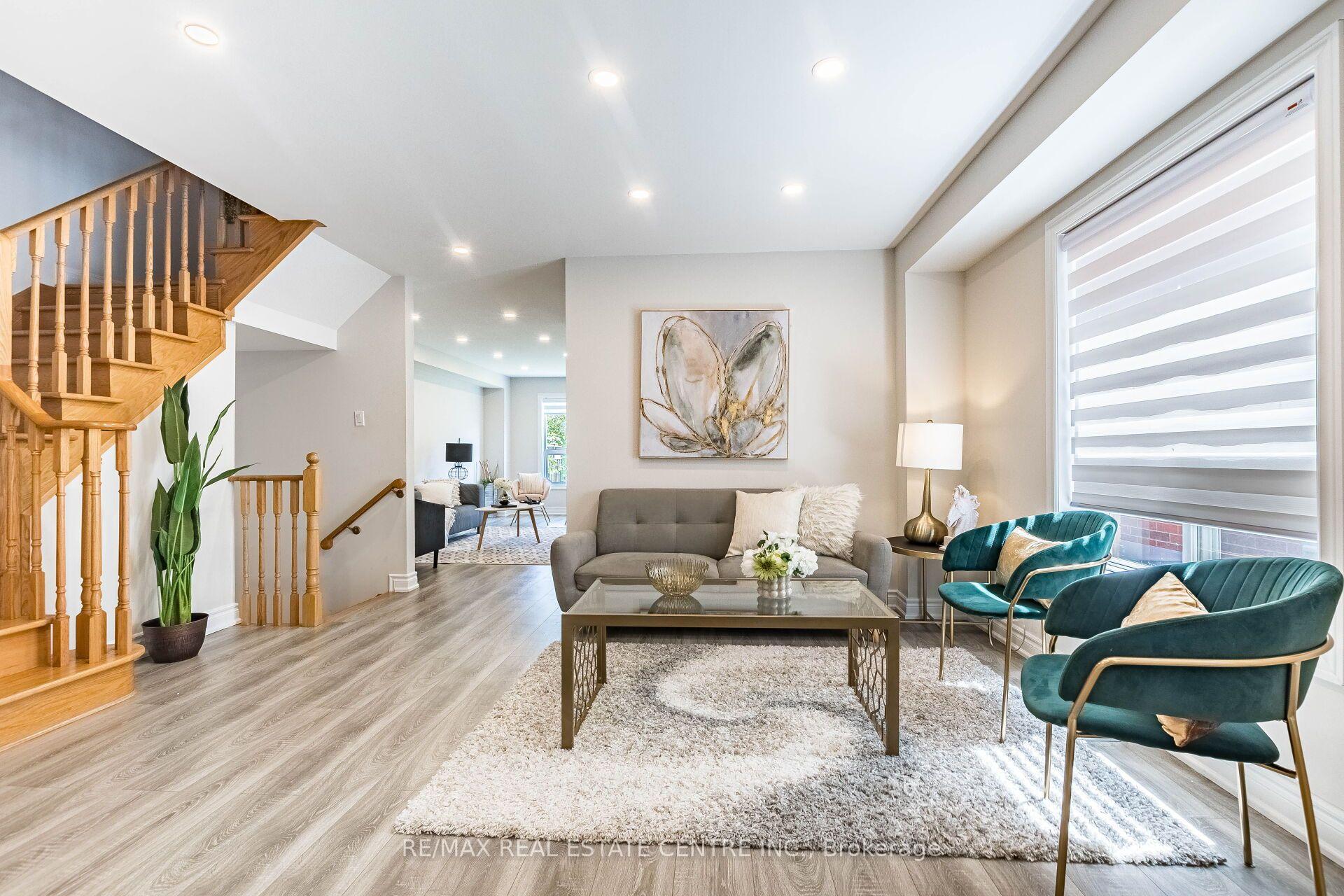 Photo 5 of 3172 Baron Drive, Mississauga, Churchill Meadows — HOMEH