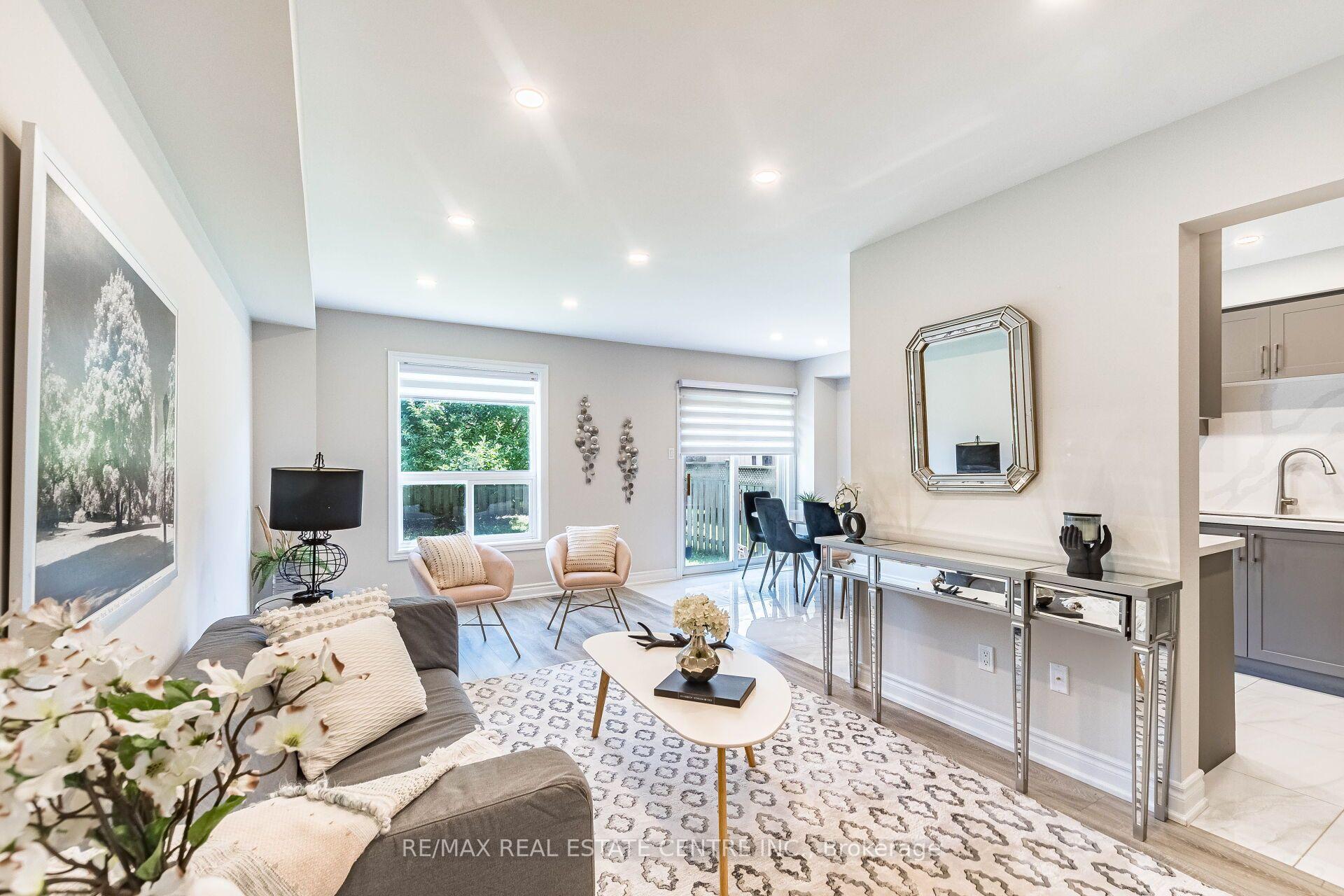 Photo 13 of 3172 Baron Drive, Mississauga, Churchill Meadows — HOMEH