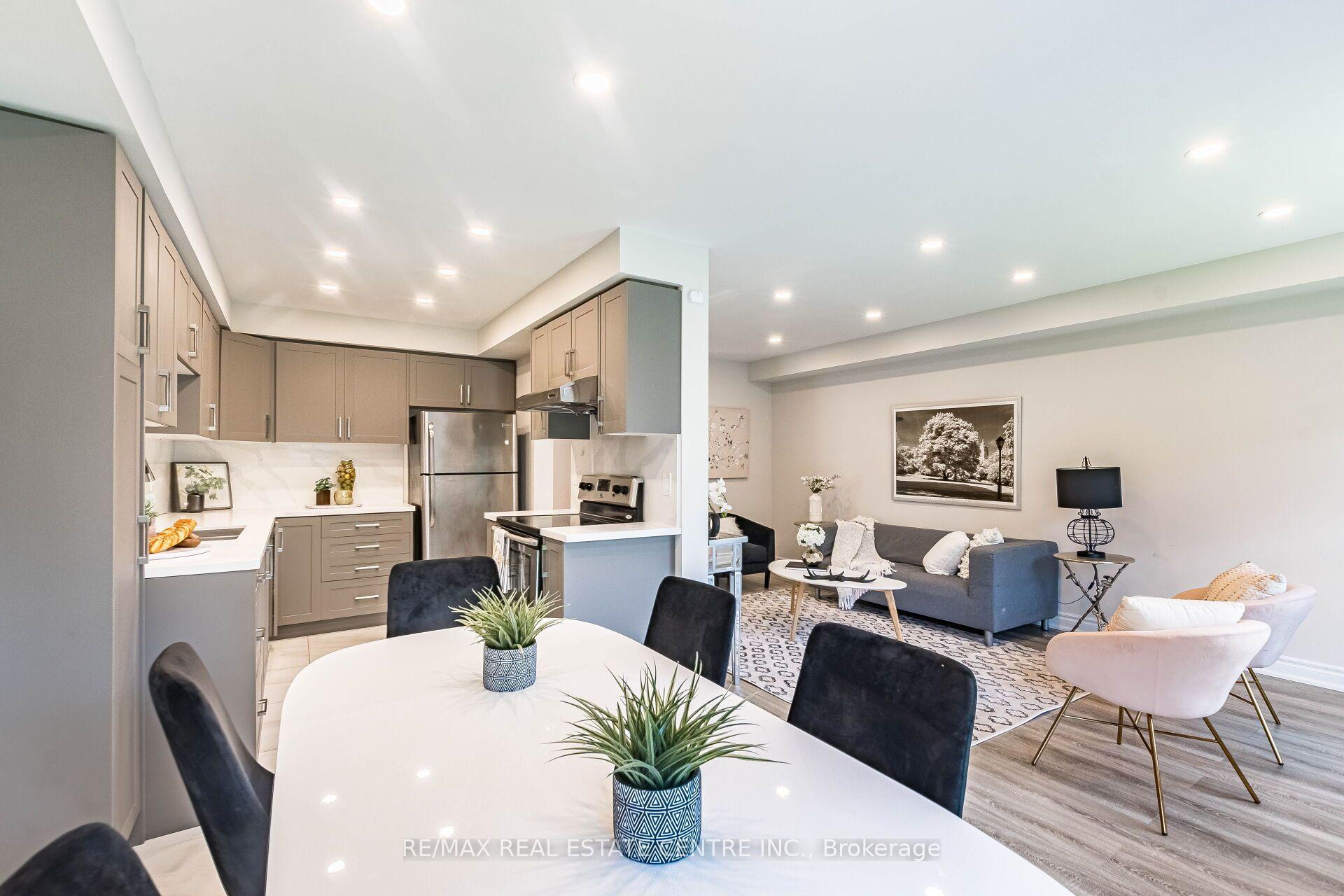 Photo 15 of 3172 Baron Drive, Mississauga, Churchill Meadows — HOMEH