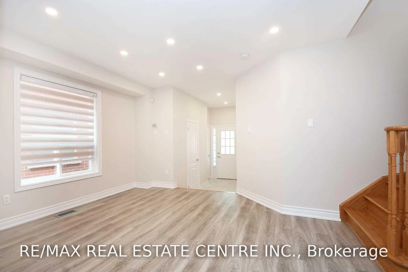 Photo 12 of 3172 Baron Drive, Mississauga, Churchill Meadows — HOMEH